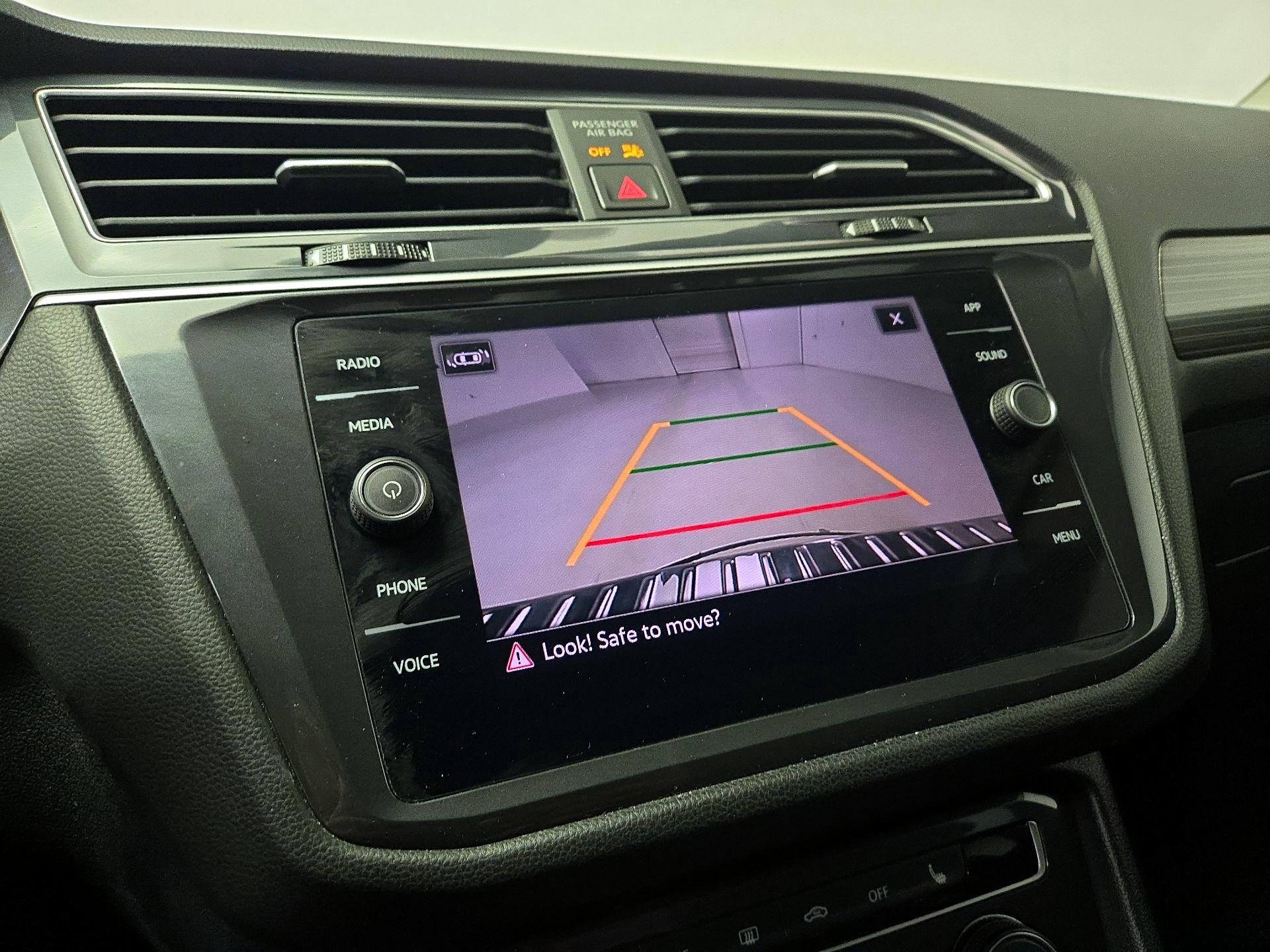 Thumbnail: 2024 Volkswagen Tiguan - 14