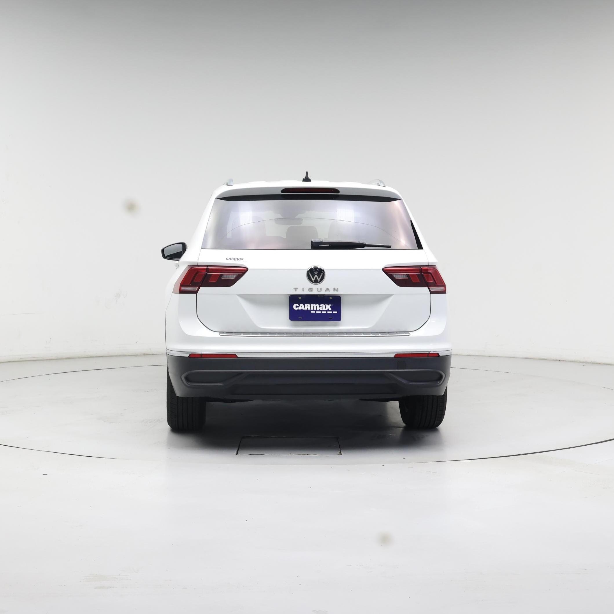 Thumbnail: 2024 Volkswagen Tiguan - 6