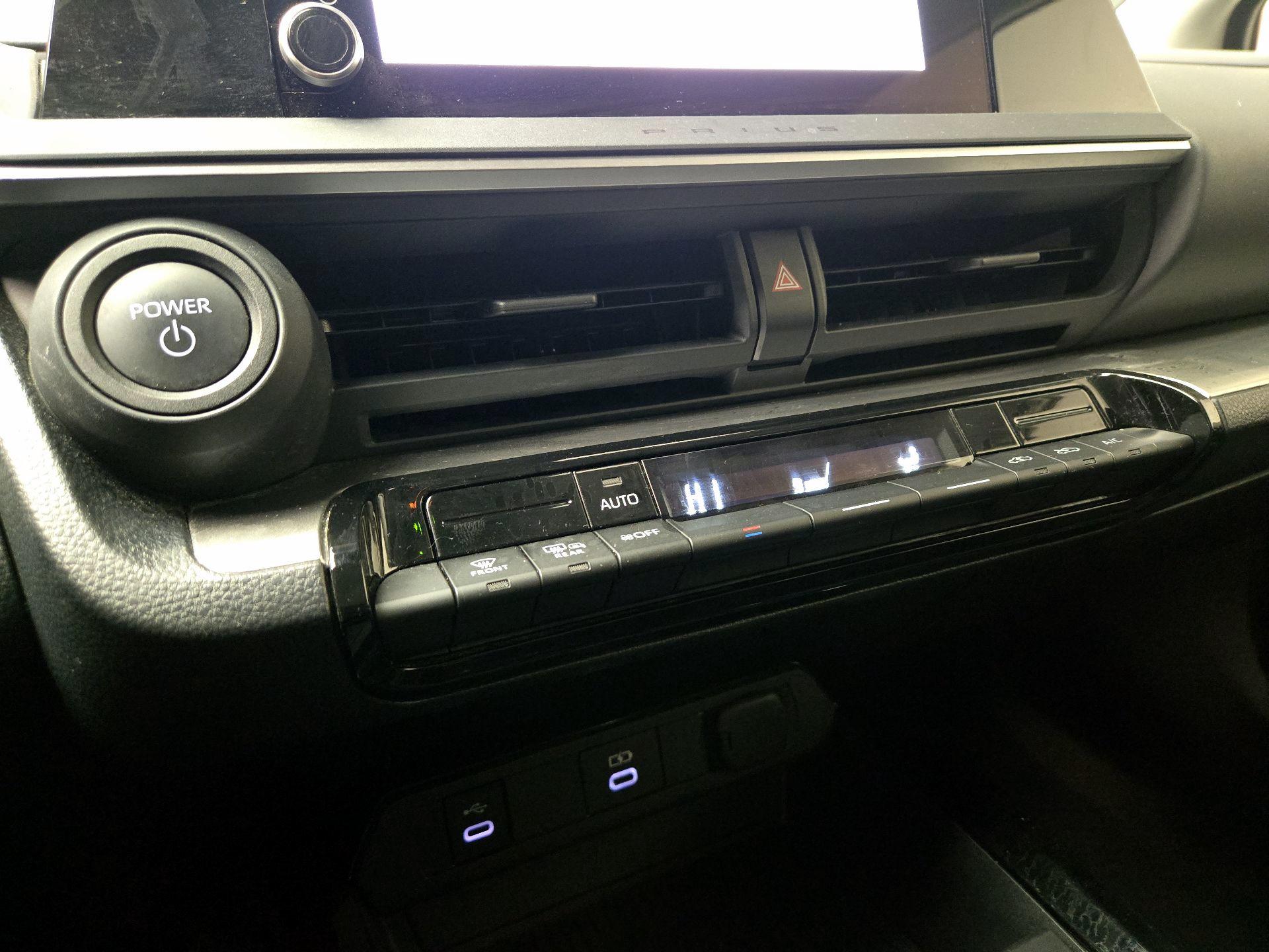 Thumbnail: 2024 Toyota Prius - 16