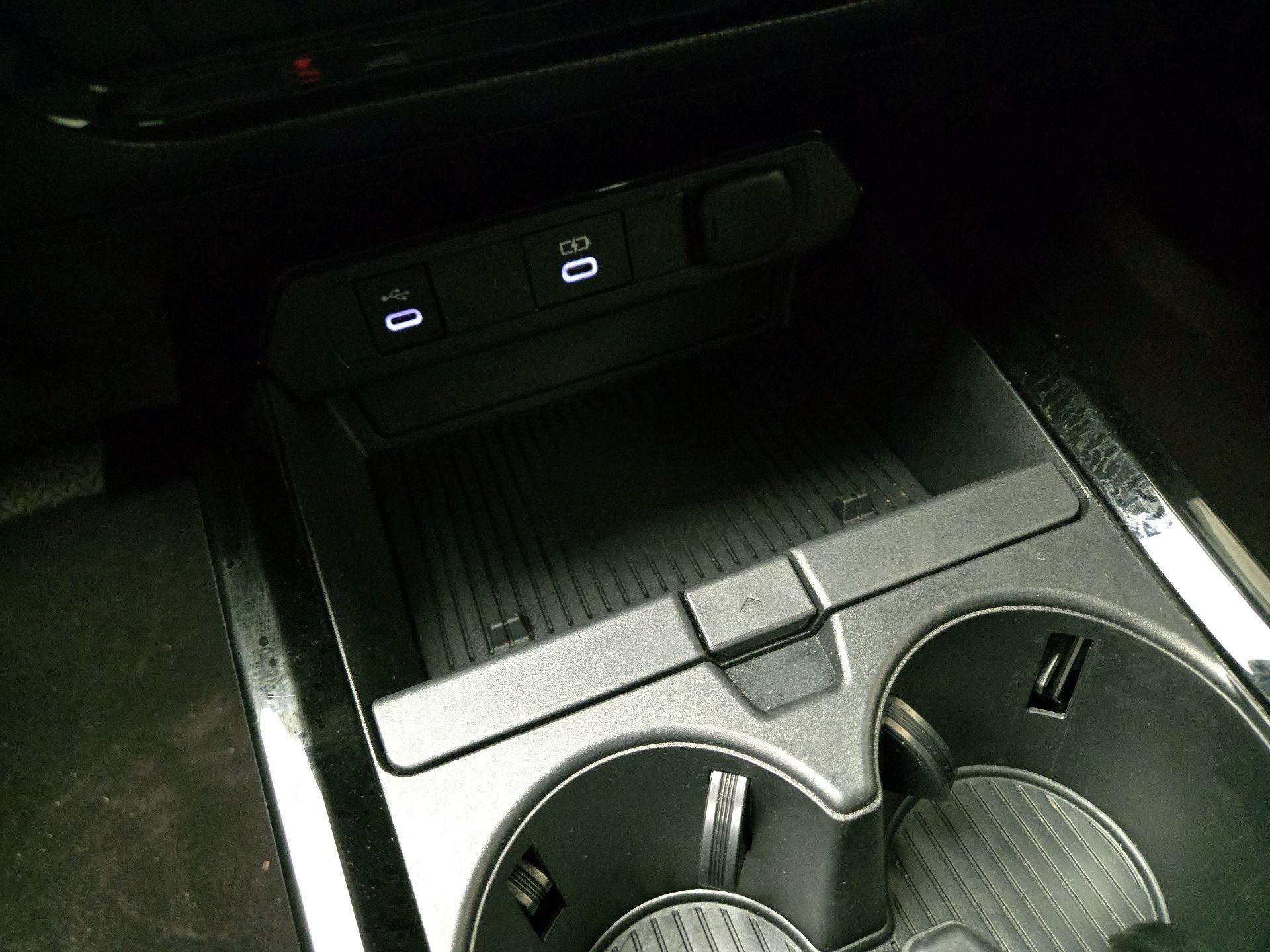 Thumbnail: 2024 Toyota Prius - 18