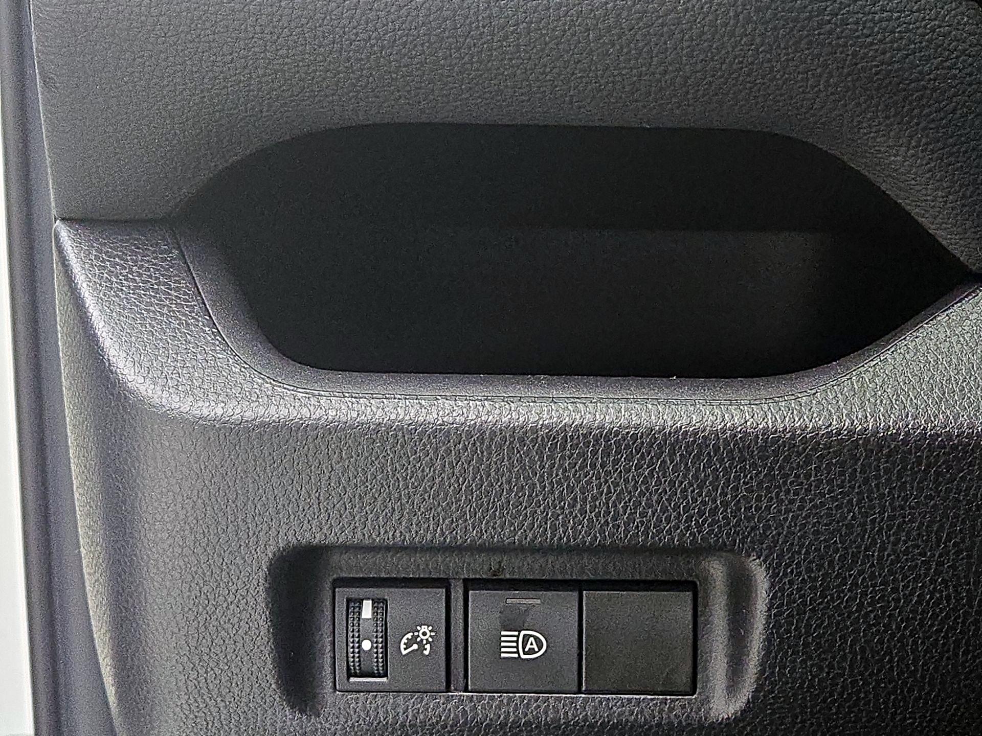 Thumbnail: 2024 Toyota RAV4 - 13