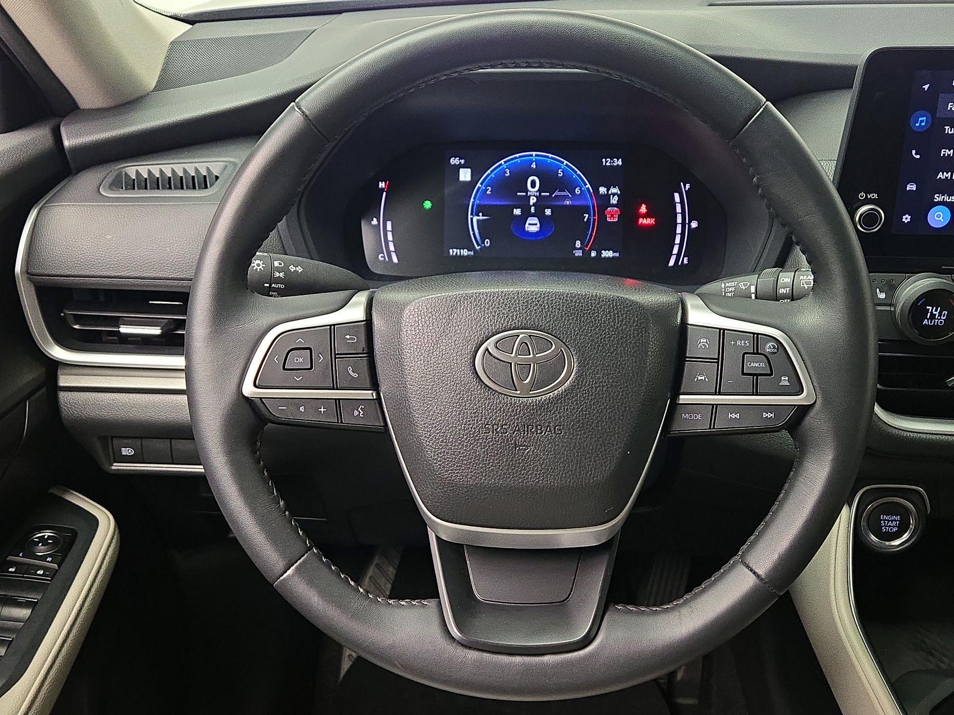 Thumbnail: 2025 Toyota Grand Highlander - 10