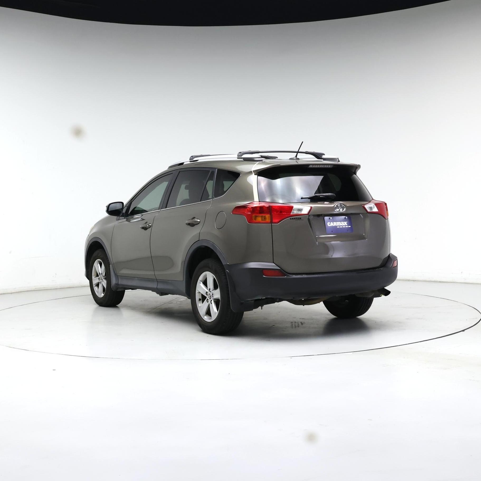 Thumbnail: 2015 Toyota RAV4 - 2