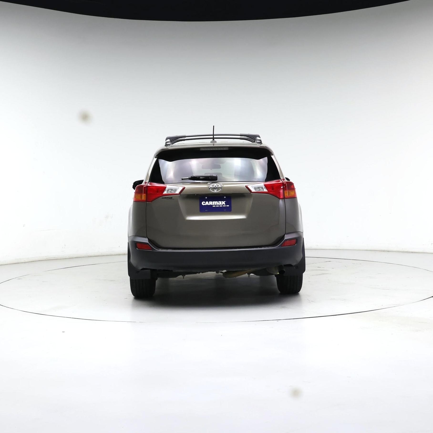 Thumbnail: 2015 Toyota RAV4 - 6