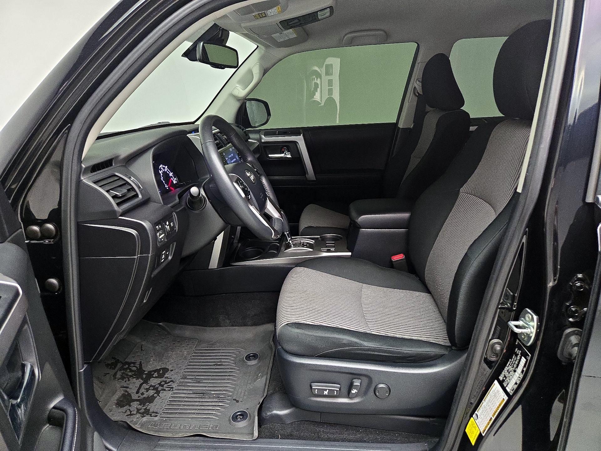 Thumbnail: 2023 Toyota 4Runner - 11