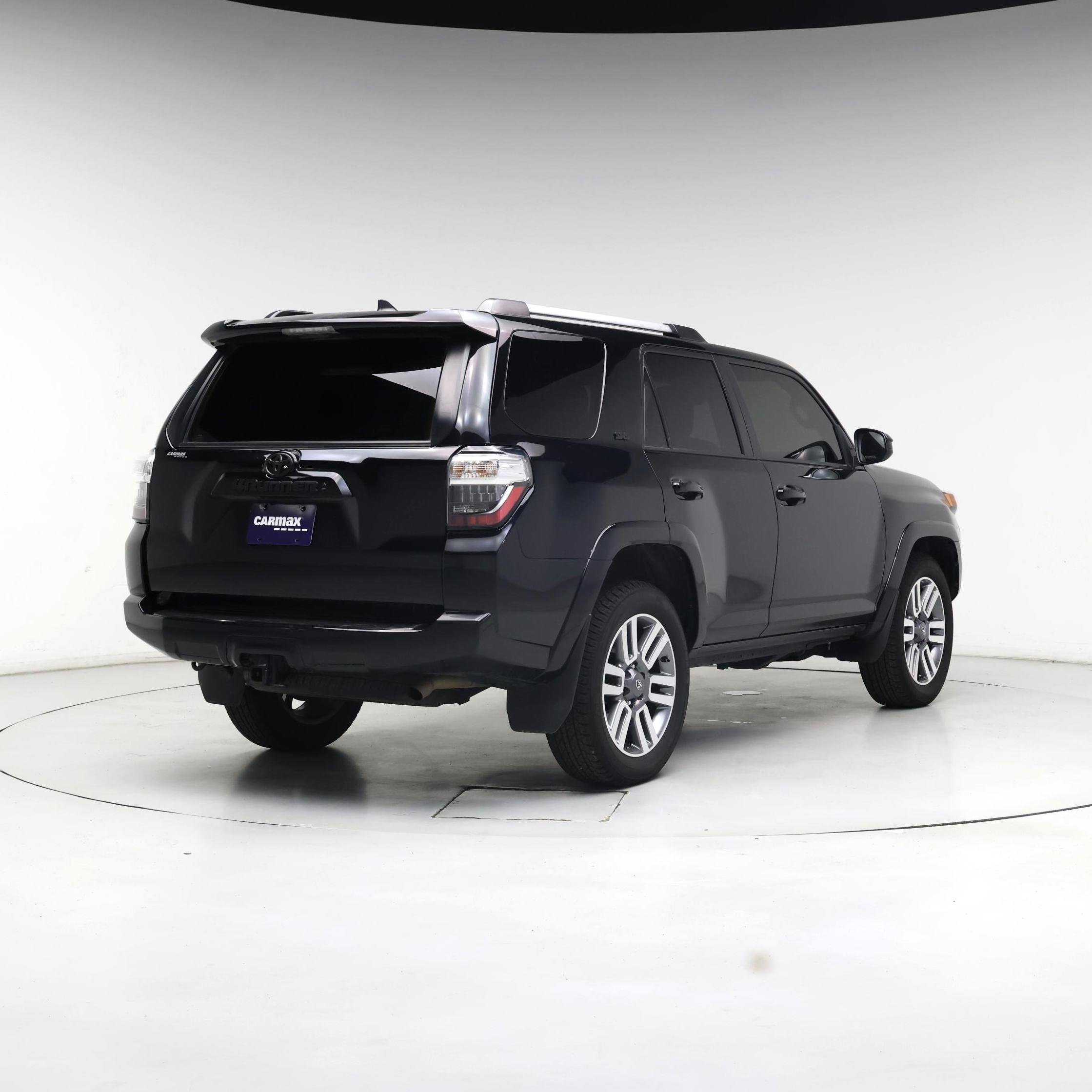 Thumbnail: 2023 Toyota 4Runner - 8