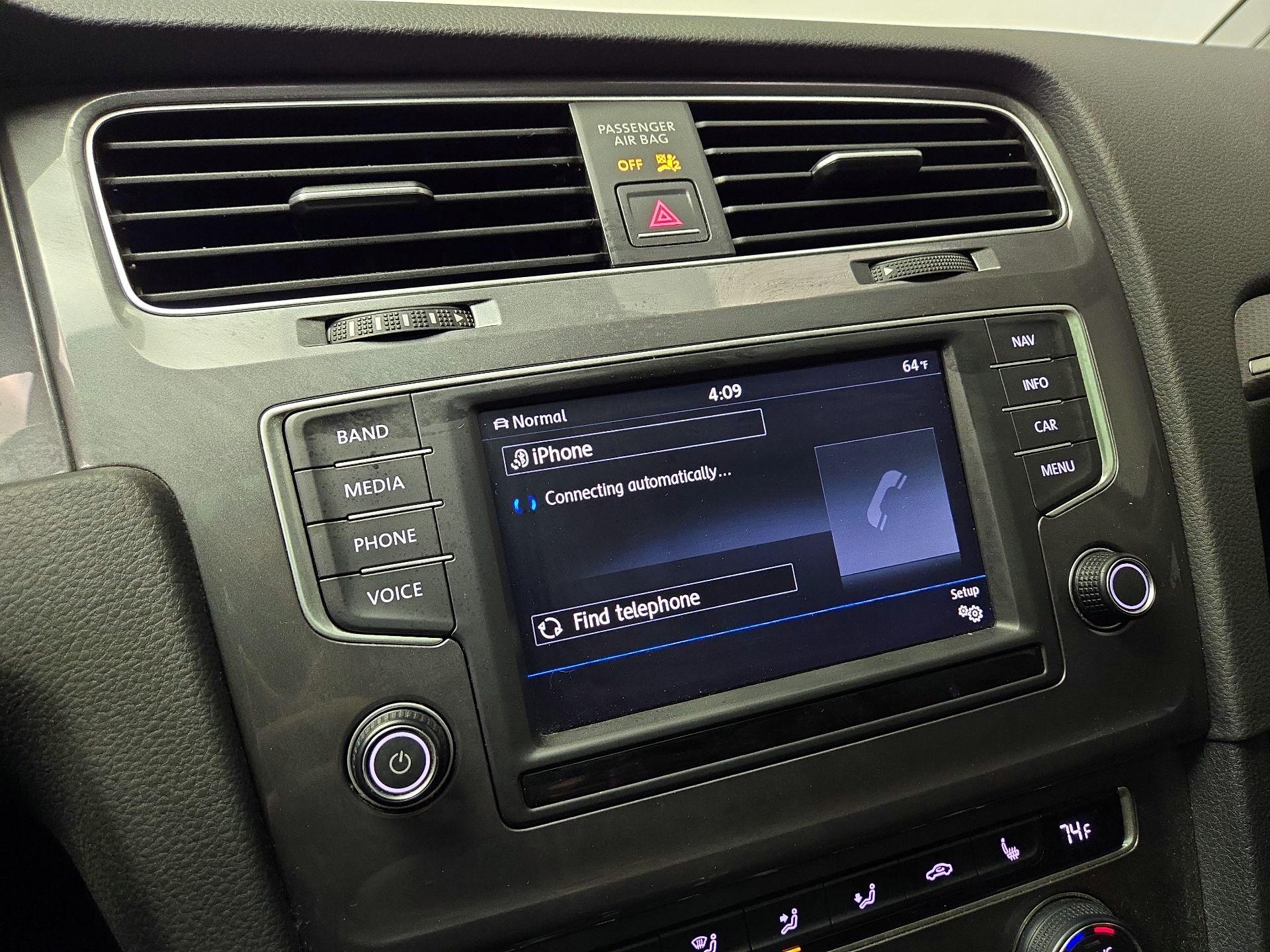 Thumbnail: 2017 Volkswagen Golf - 16