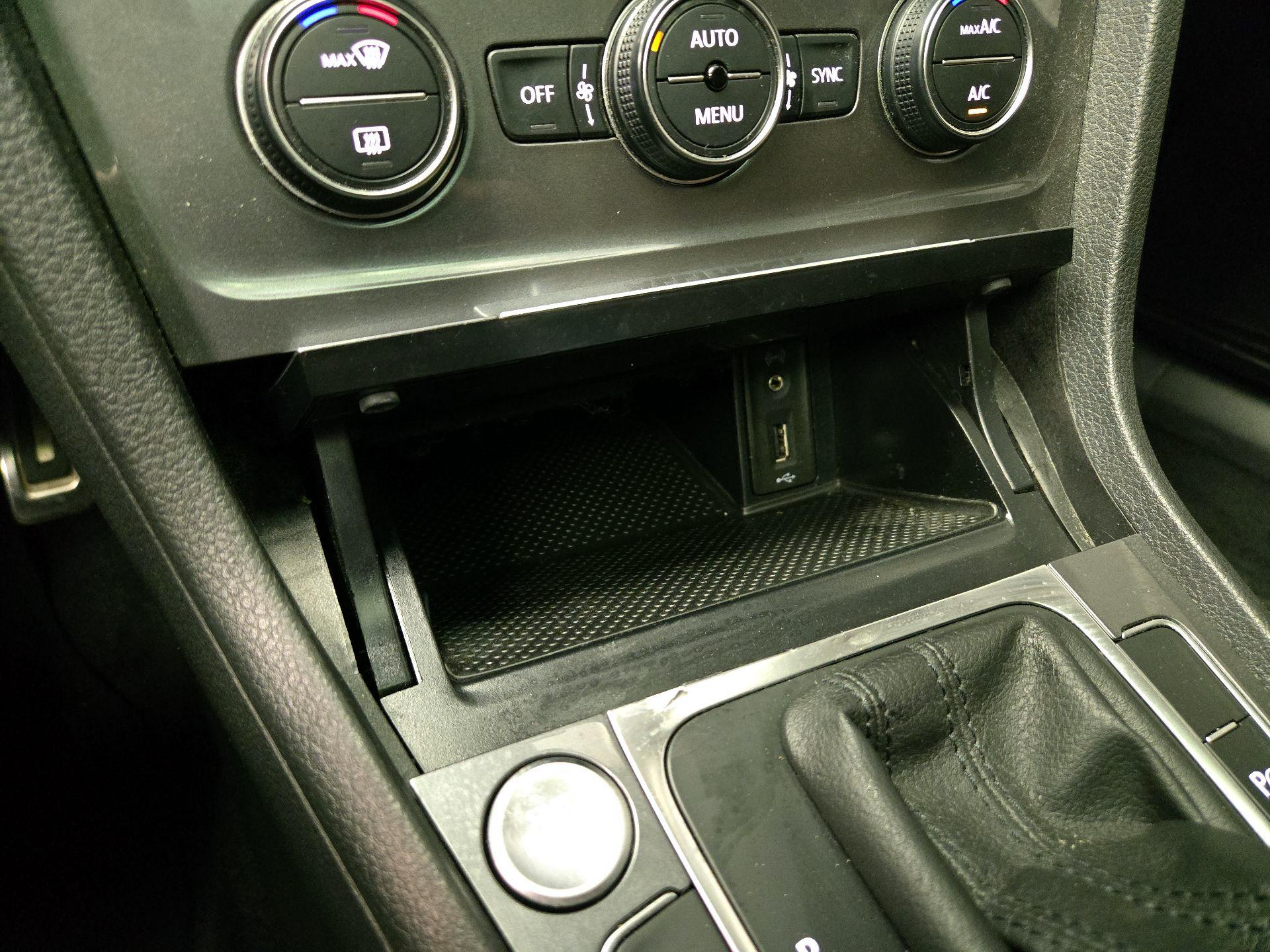 Thumbnail: 2017 Volkswagen Golf - 19