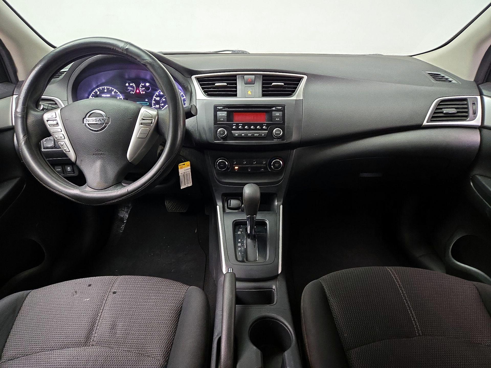 Thumbnail: 2017 Nissan Sentra - 9