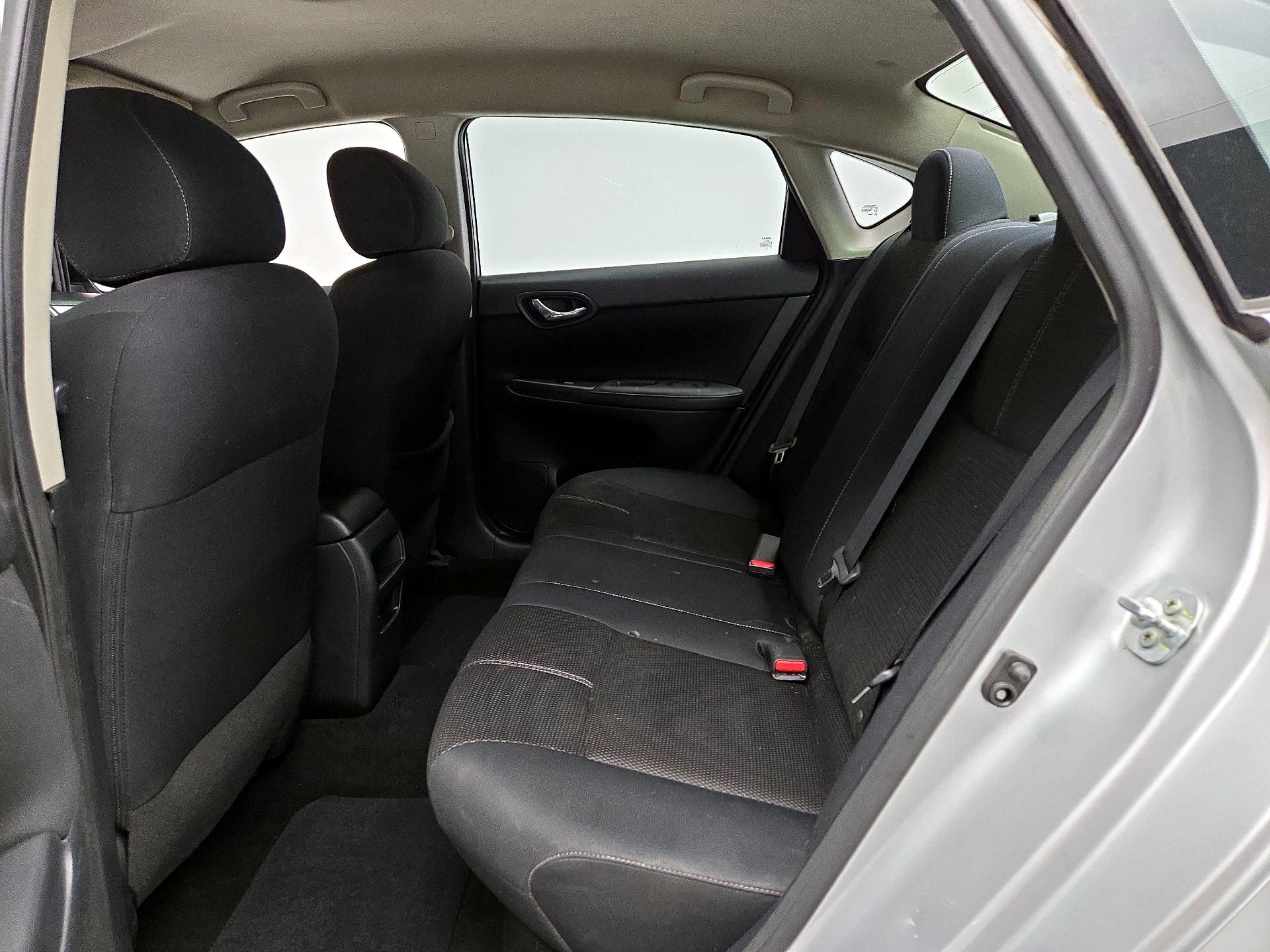 Thumbnail: 2017 Nissan Sentra - 18