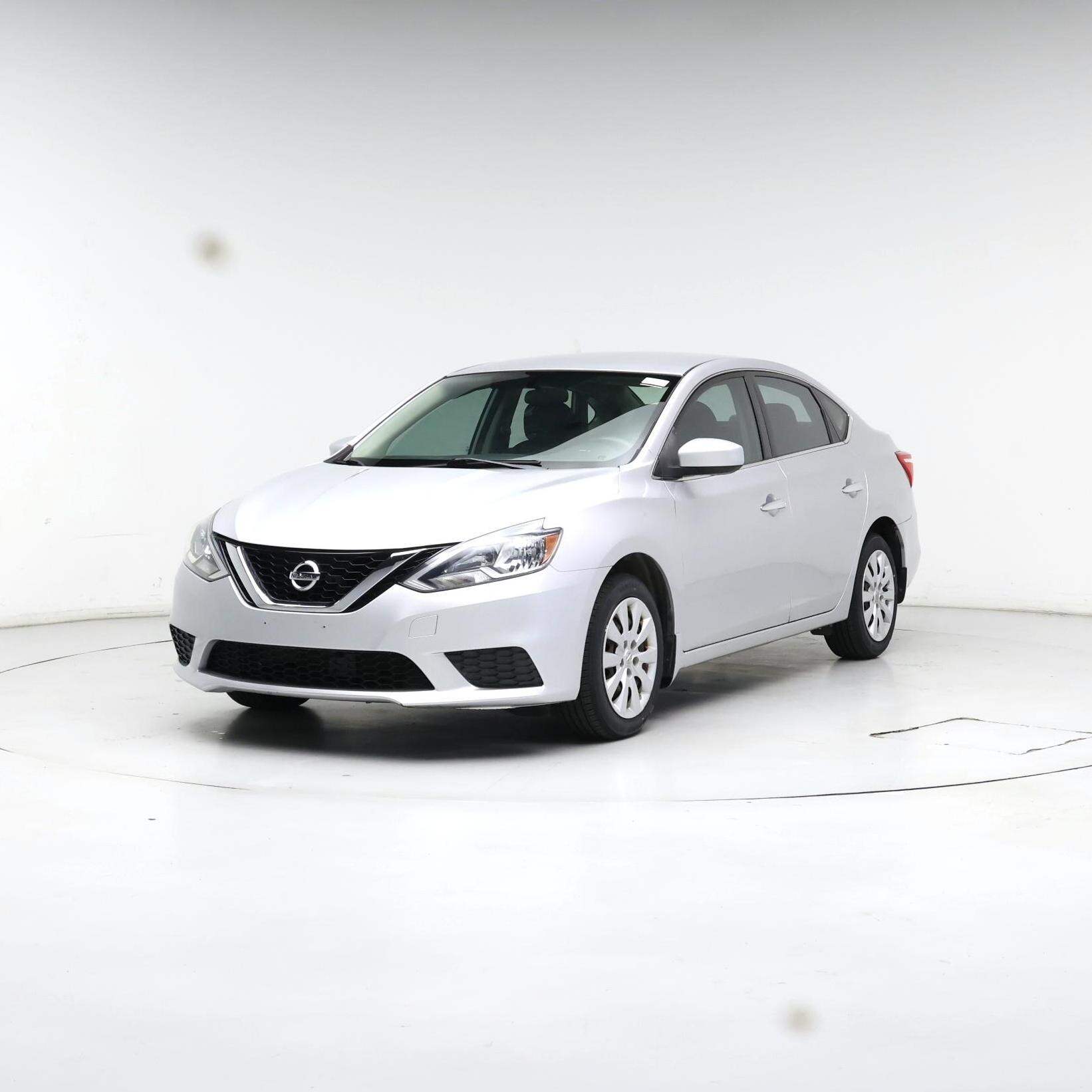 Thumbnail: 2017 Nissan Sentra - 4