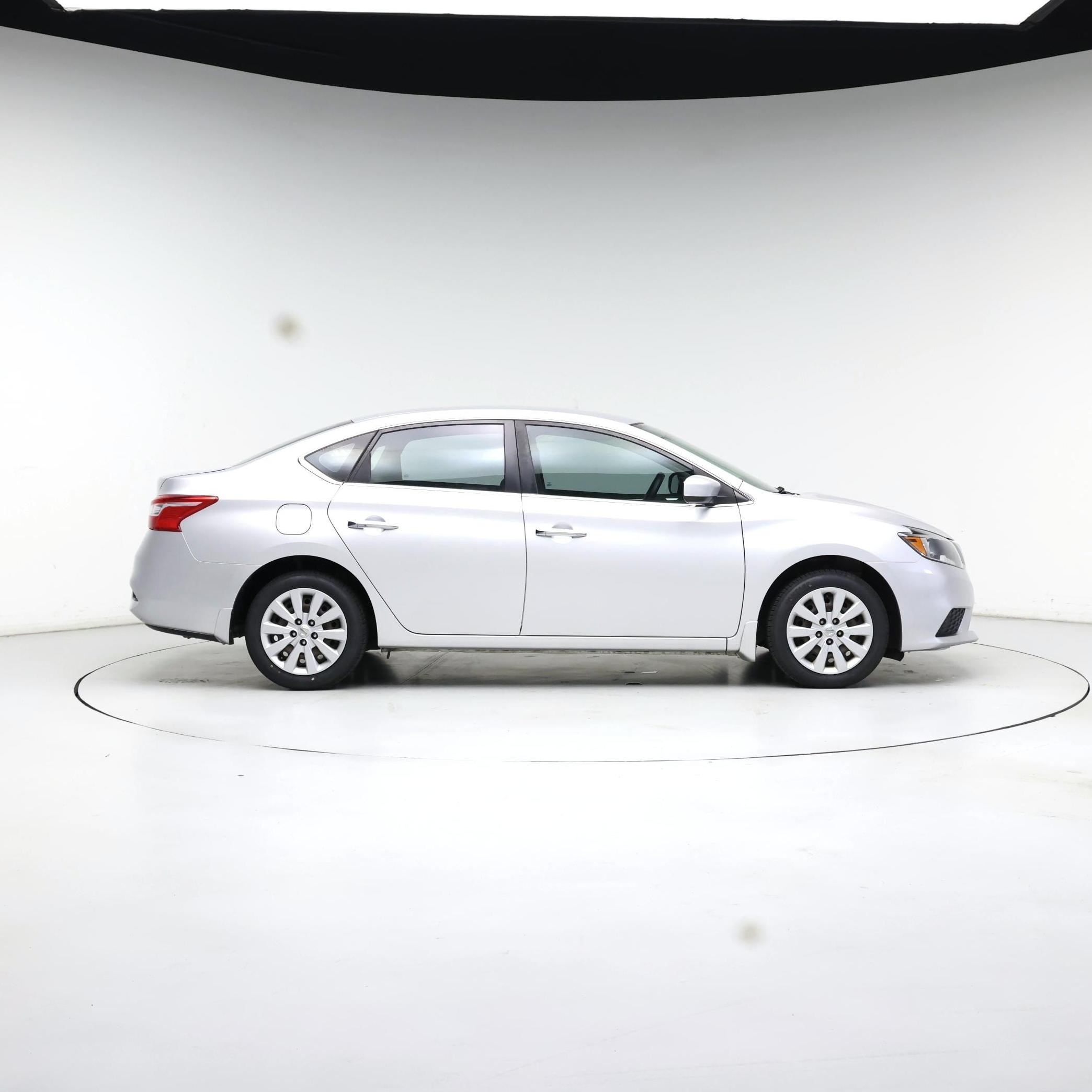 Thumbnail: 2017 Nissan Sentra - 7