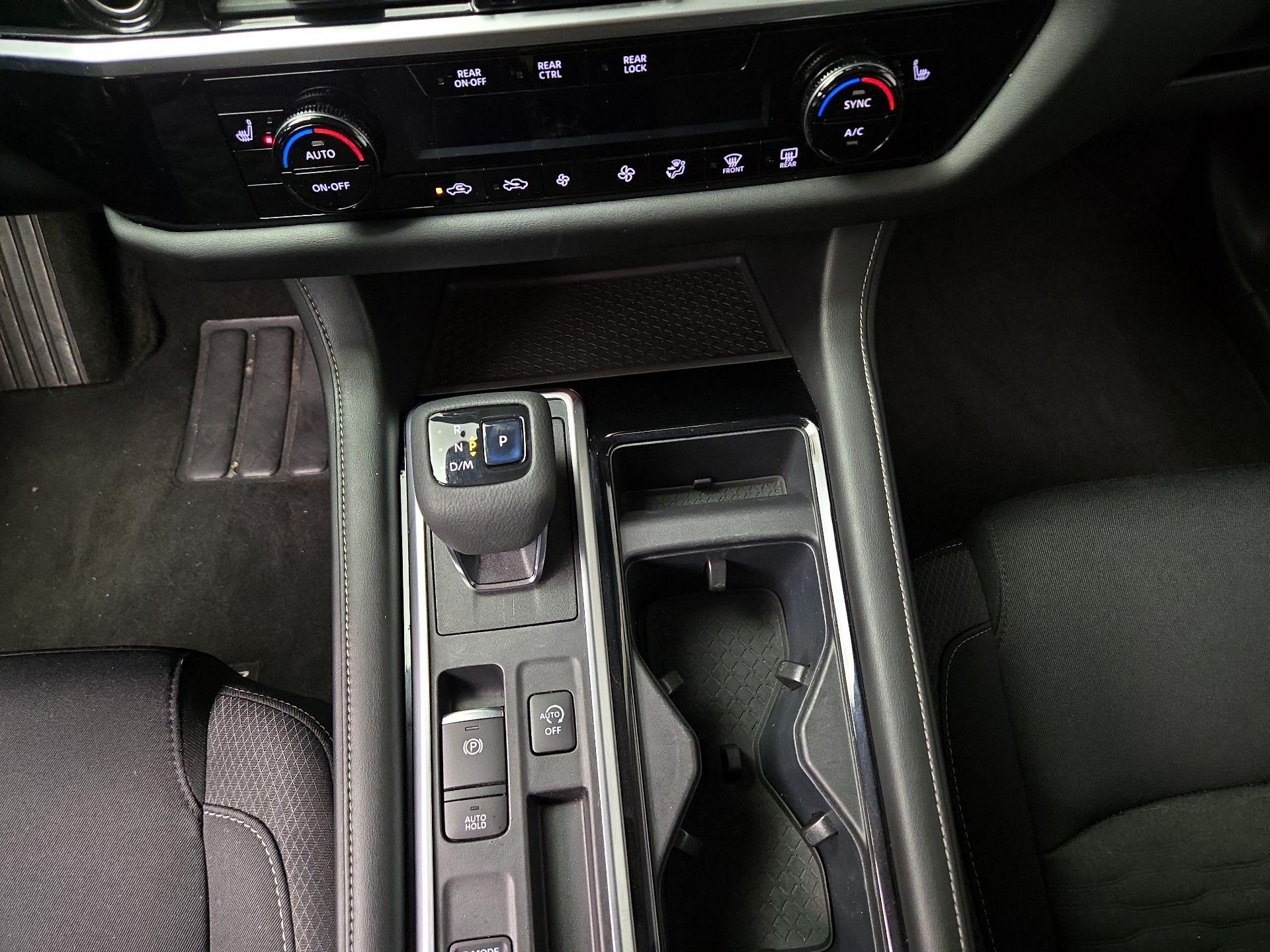 Thumbnail: 2022 Nissan Pathfinder - 17