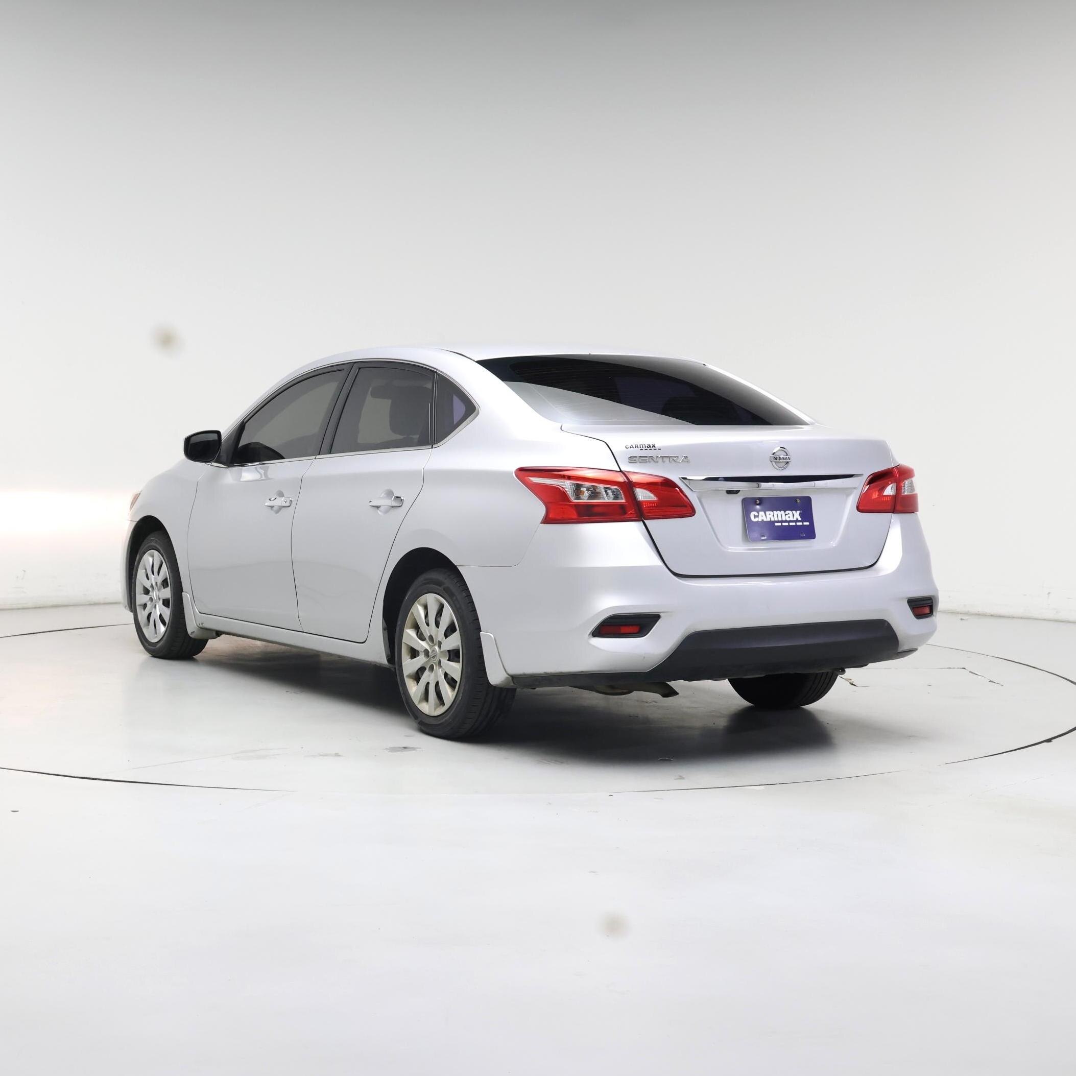 Thumbnail: 2019 Nissan Sentra - 2