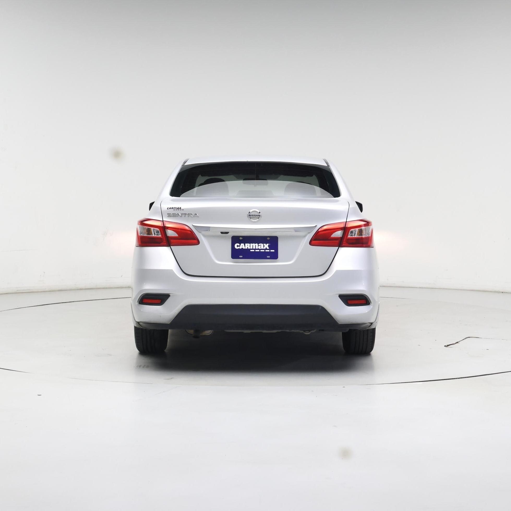 Thumbnail: 2019 Nissan Sentra - 6