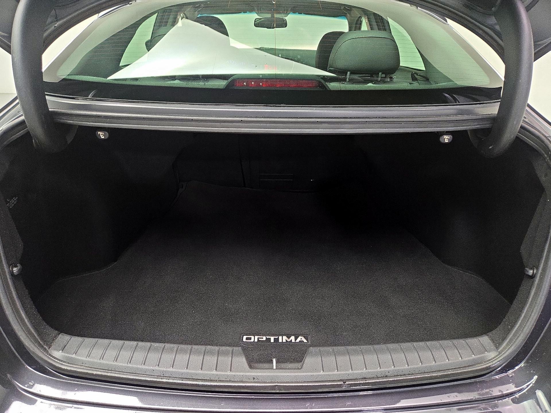 Thumbnail: 2015 Kia Optima - 19