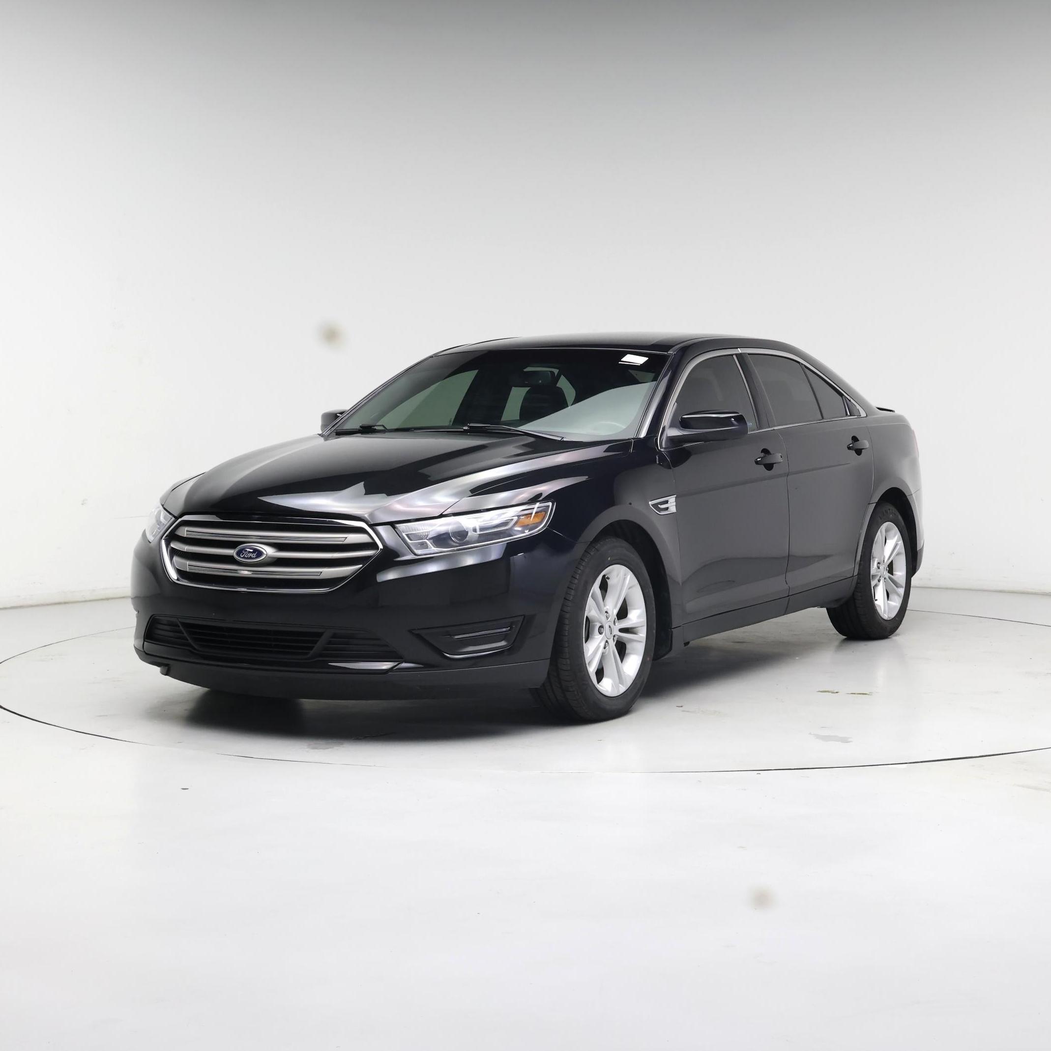 Thumbnail: 2015 Ford Taurus - 4