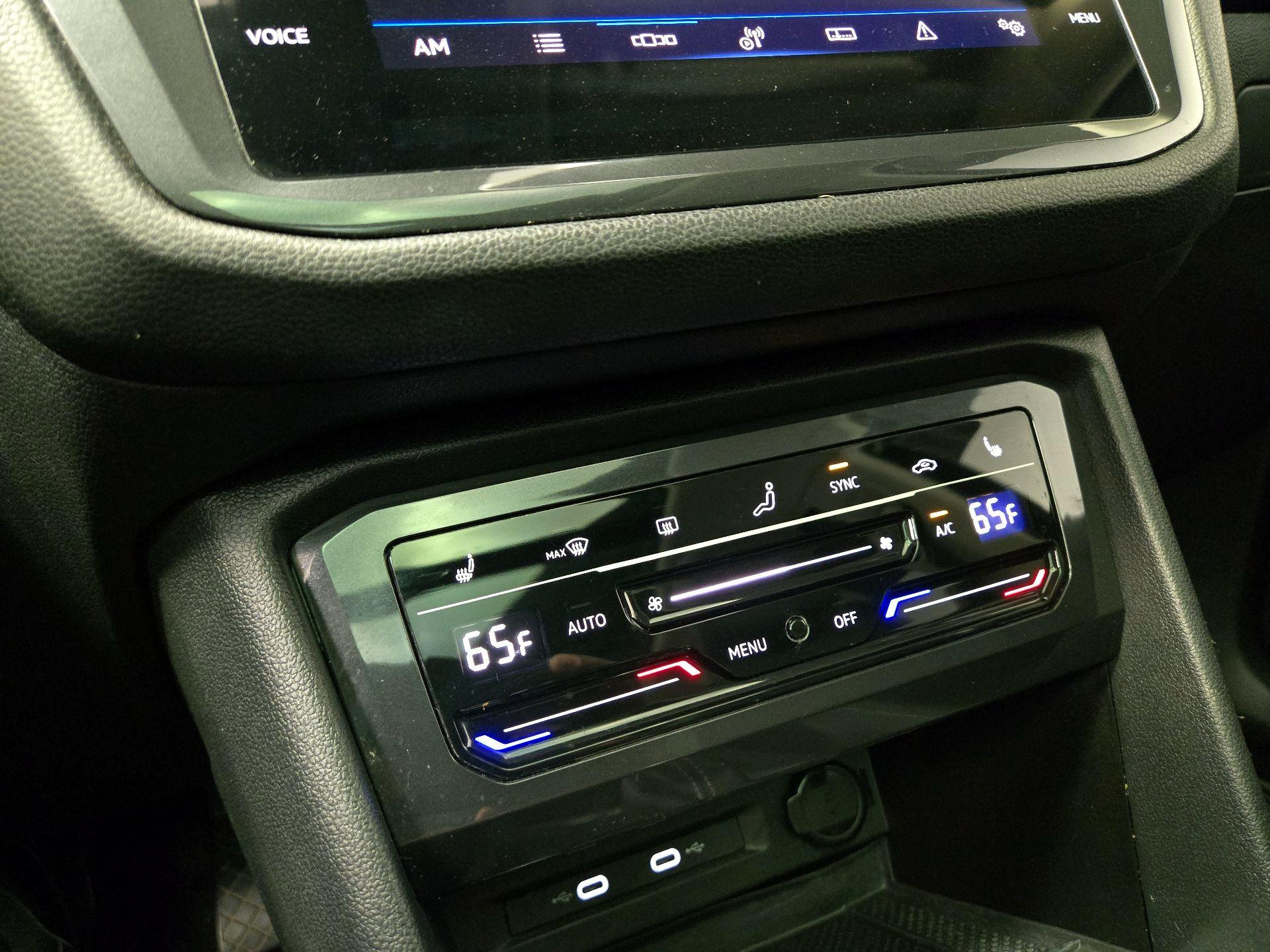 Thumbnail: 2023 Volkswagen Tiguan - 16