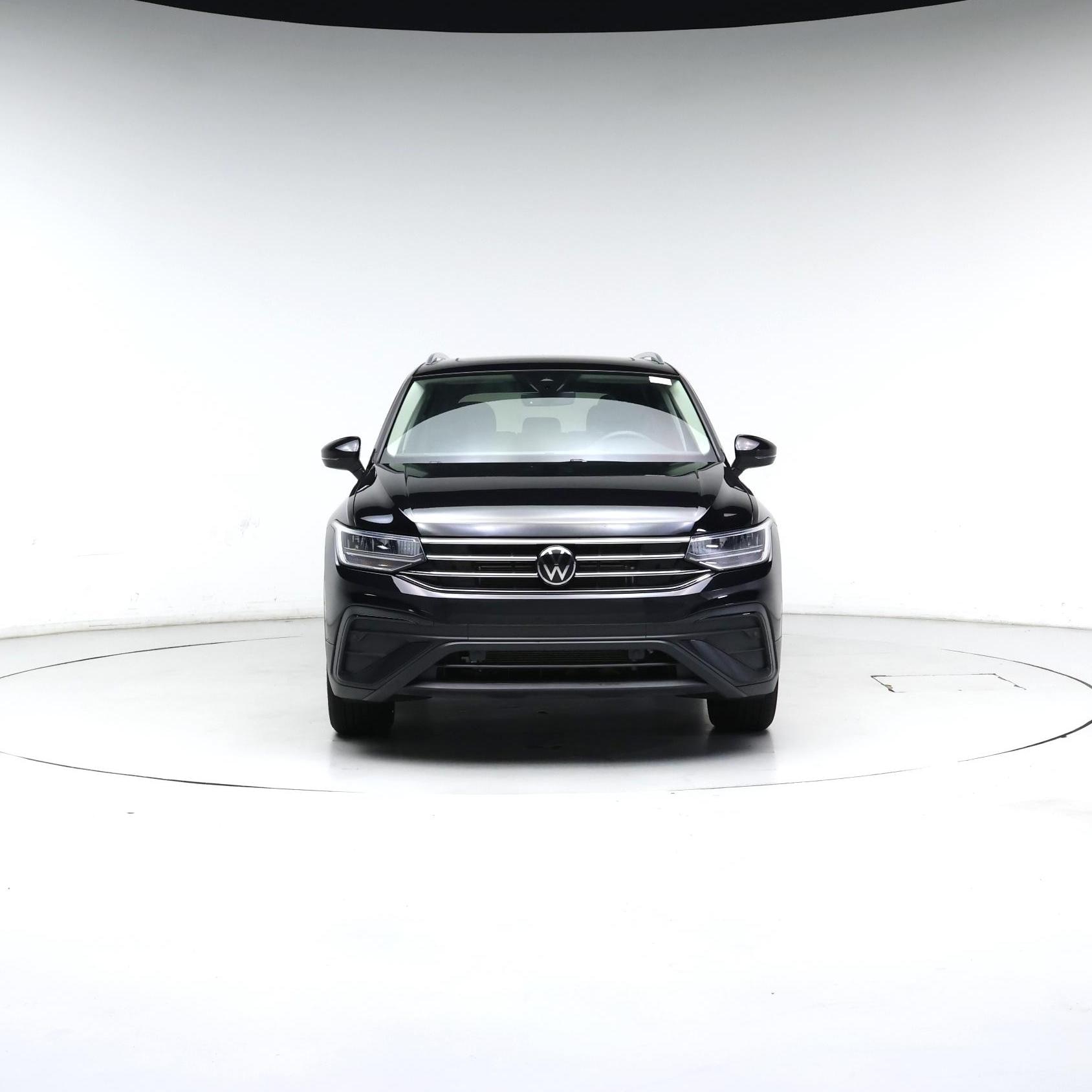 Thumbnail: 2023 Volkswagen Tiguan - 5