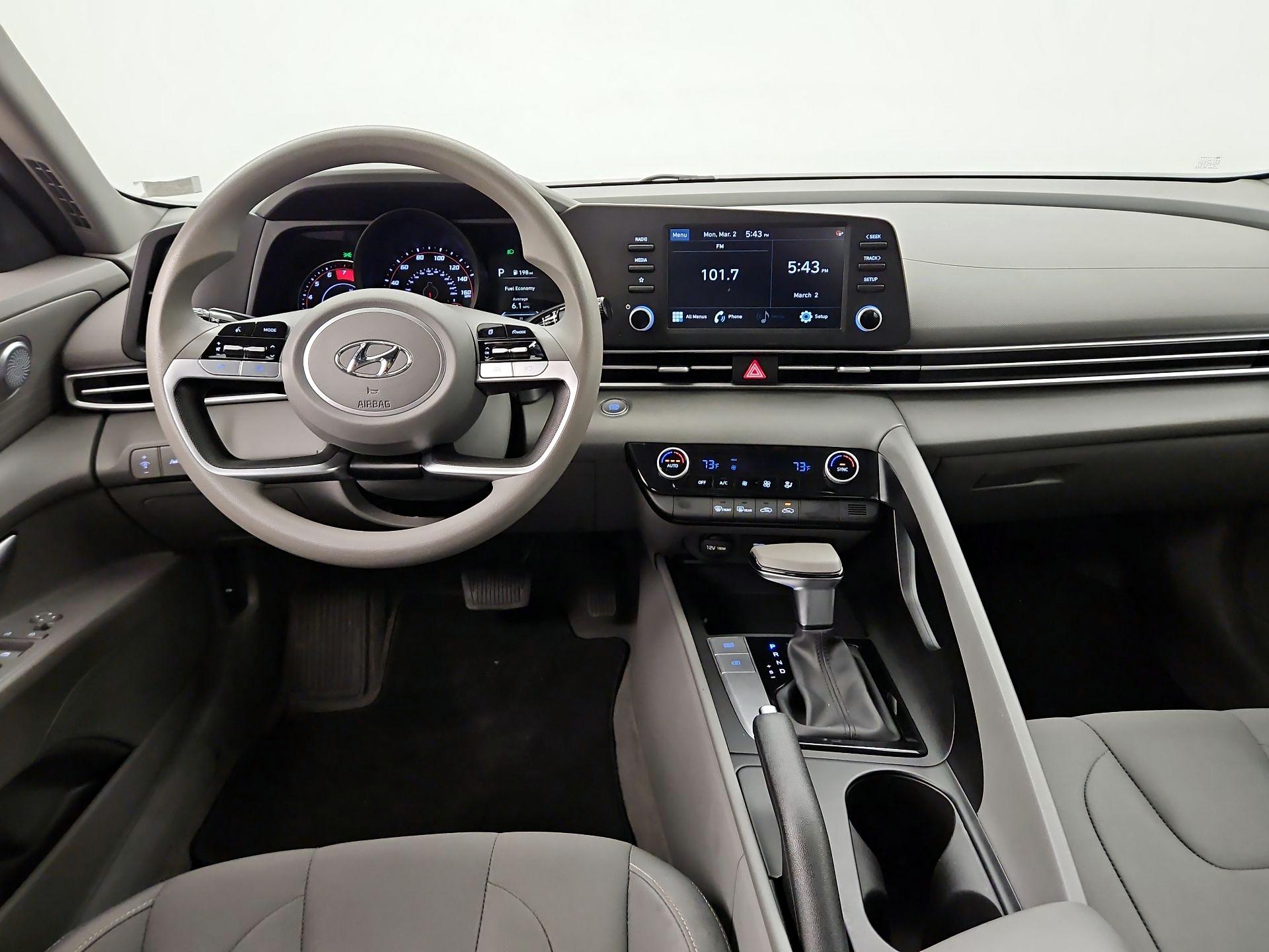 Thumbnail: 2023 Hyundai Elantra - 9