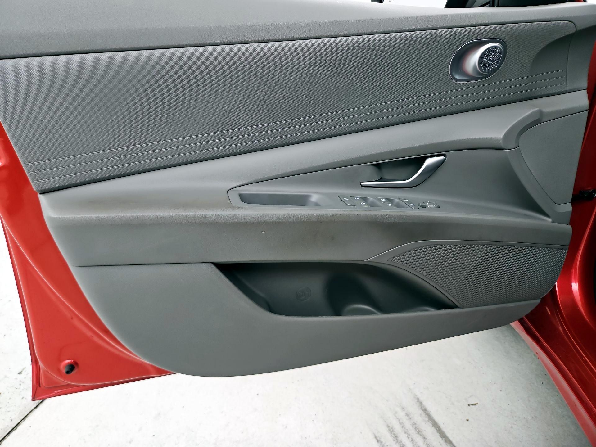 Thumbnail: 2023 Hyundai Elantra - 12