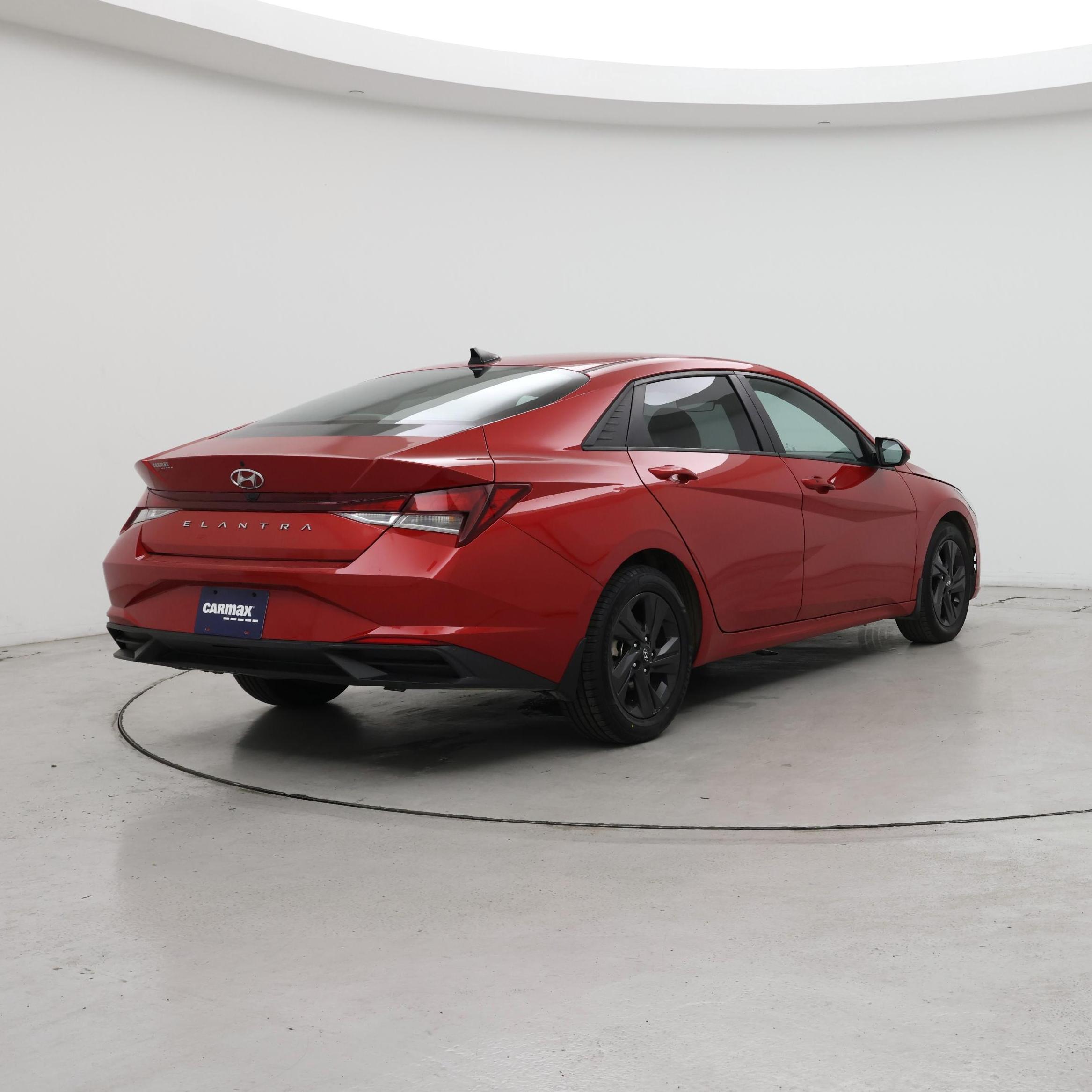 Thumbnail: 2023 Hyundai Elantra - 8