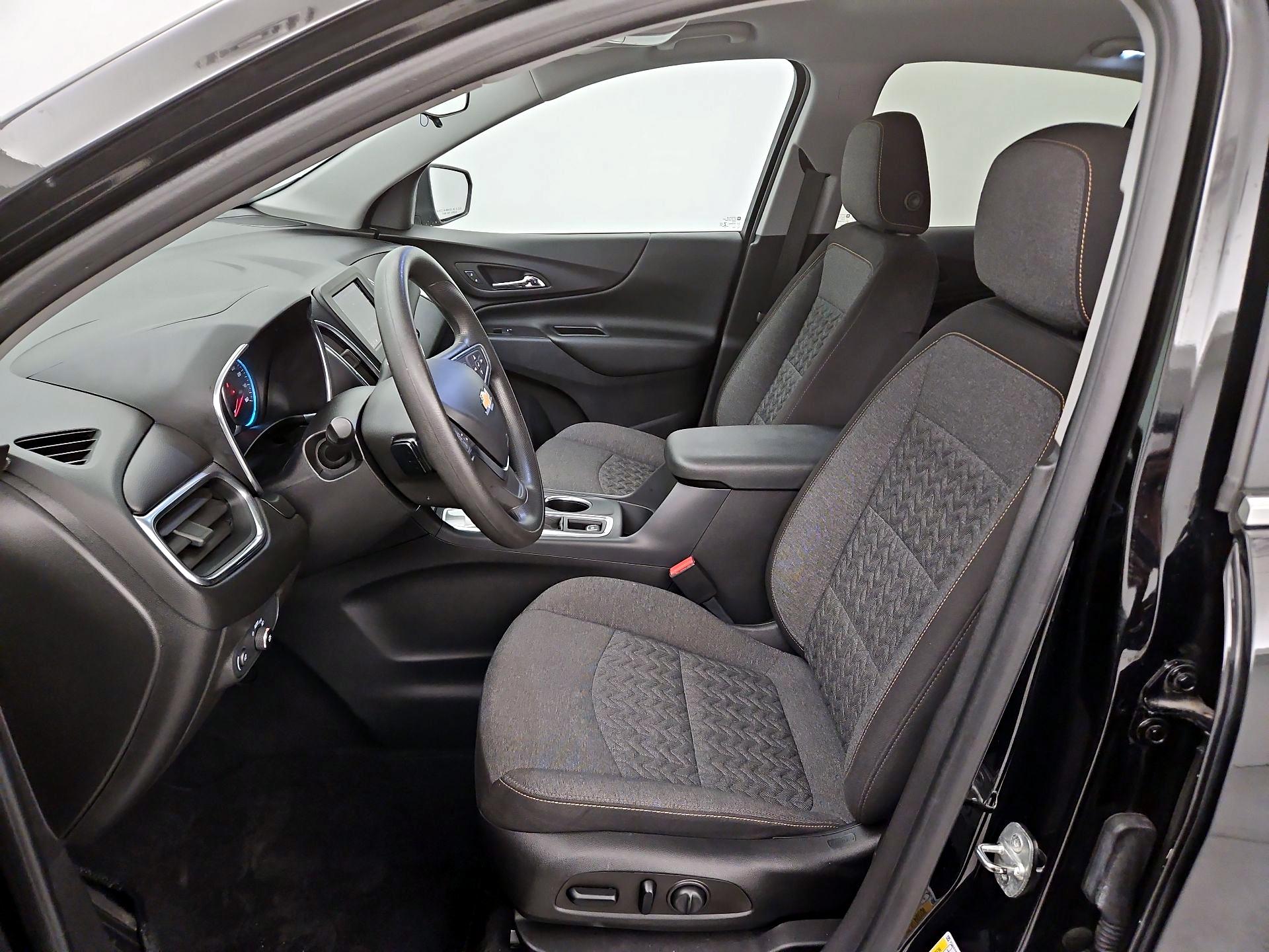 Thumbnail: 2022 Chevrolet Equinox - 11