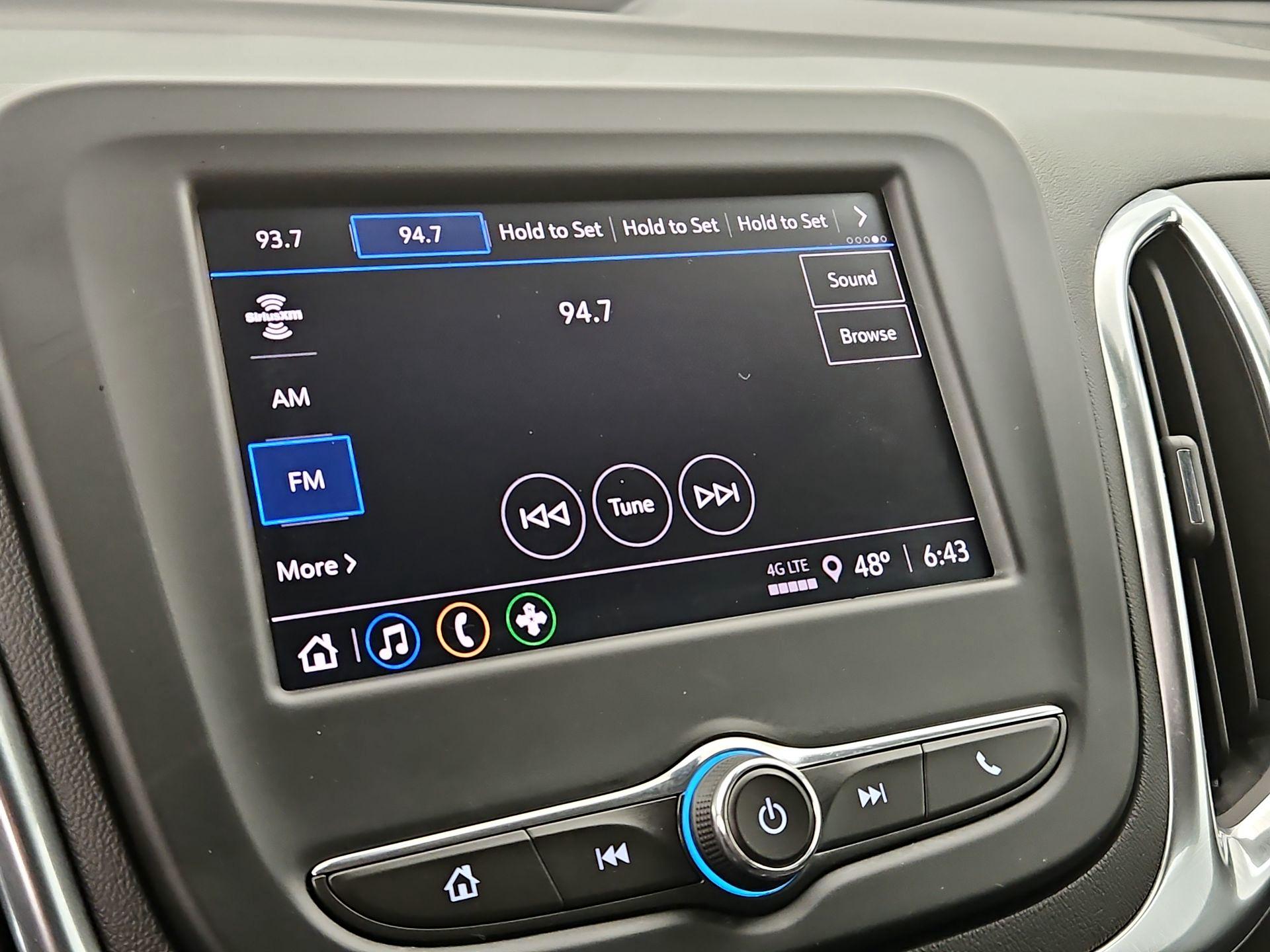 Thumbnail: 2022 Chevrolet Equinox - 15