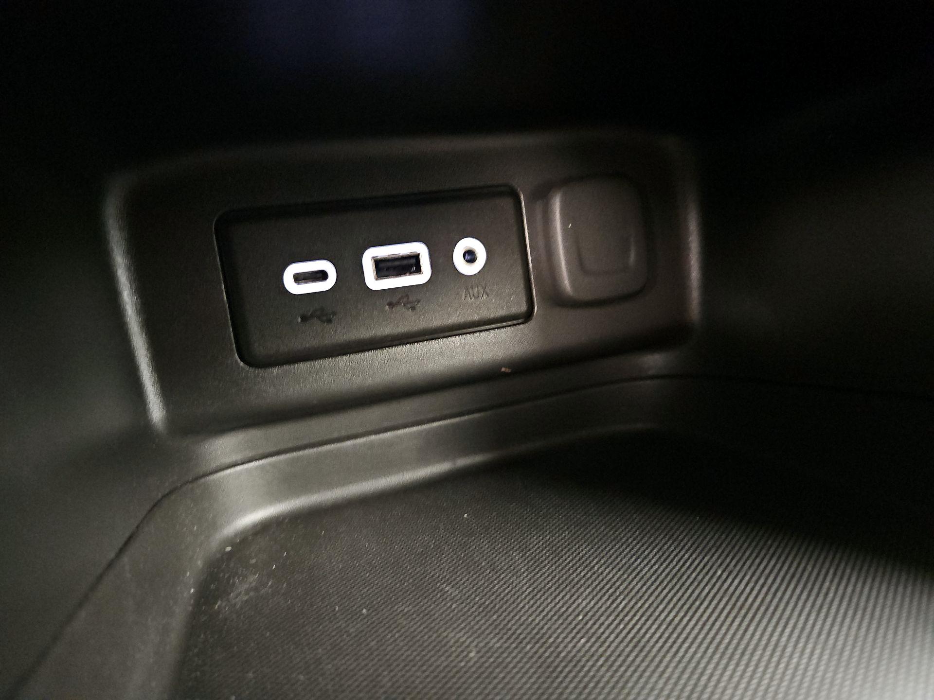 Thumbnail: 2022 Chevrolet Equinox - 18