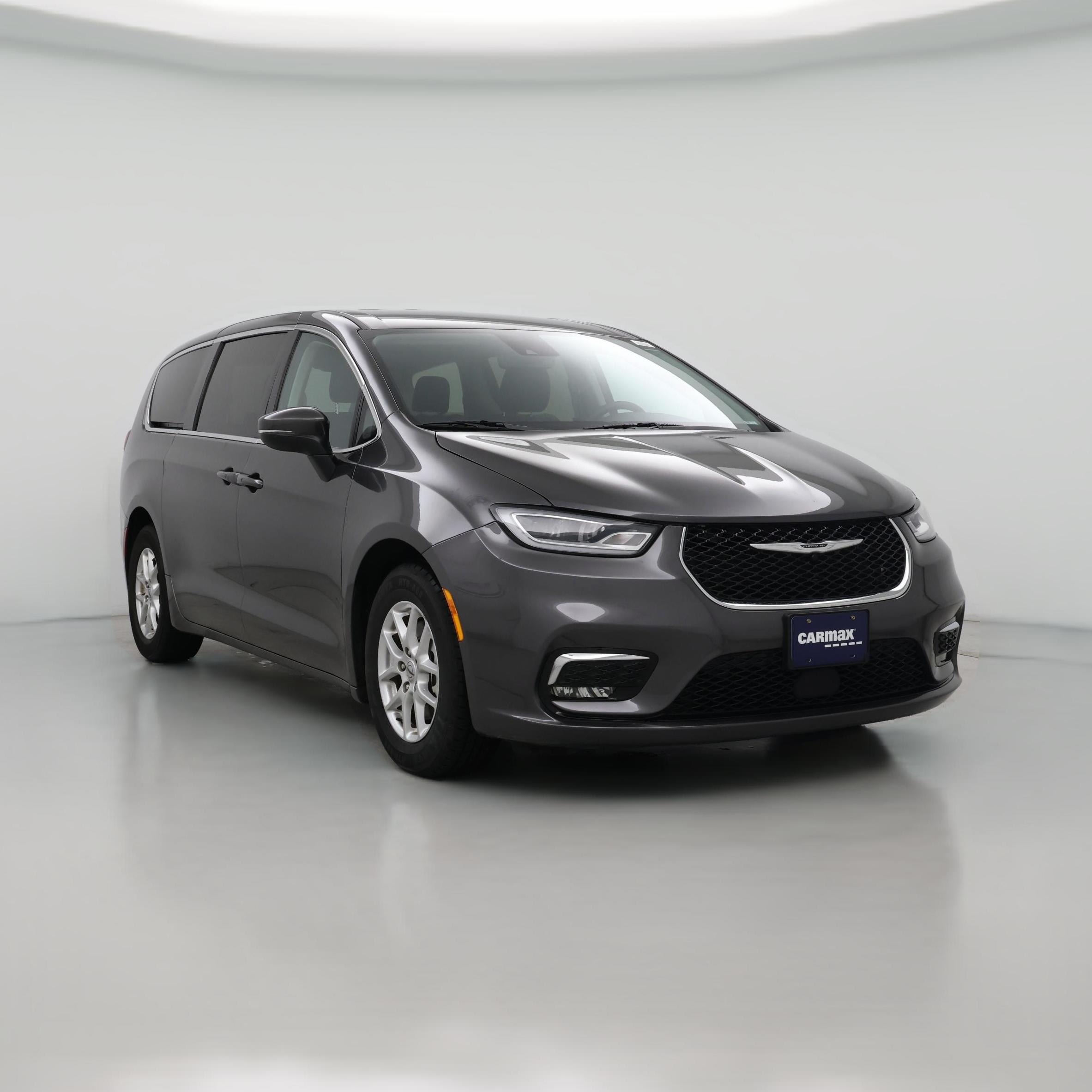 Thumbnail: 2023 Chrysler Pacifica - 1