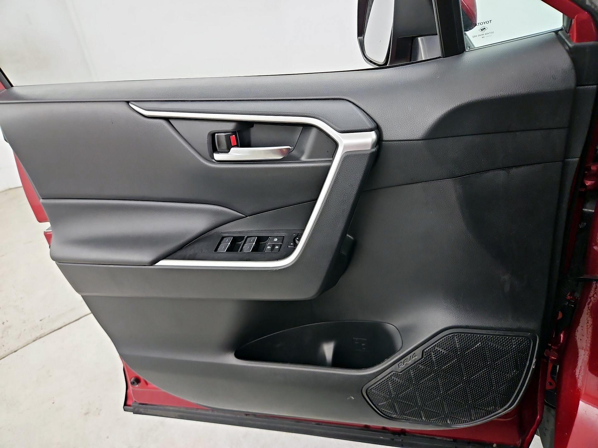 Thumbnail: 2024 Toyota RAV4 - 12