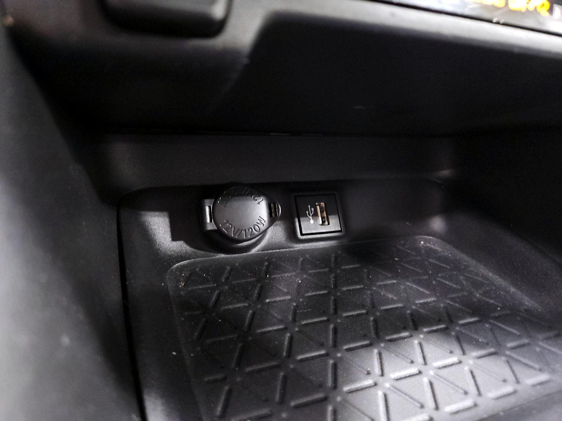 Thumbnail: 2024 Toyota RAV4 - 18