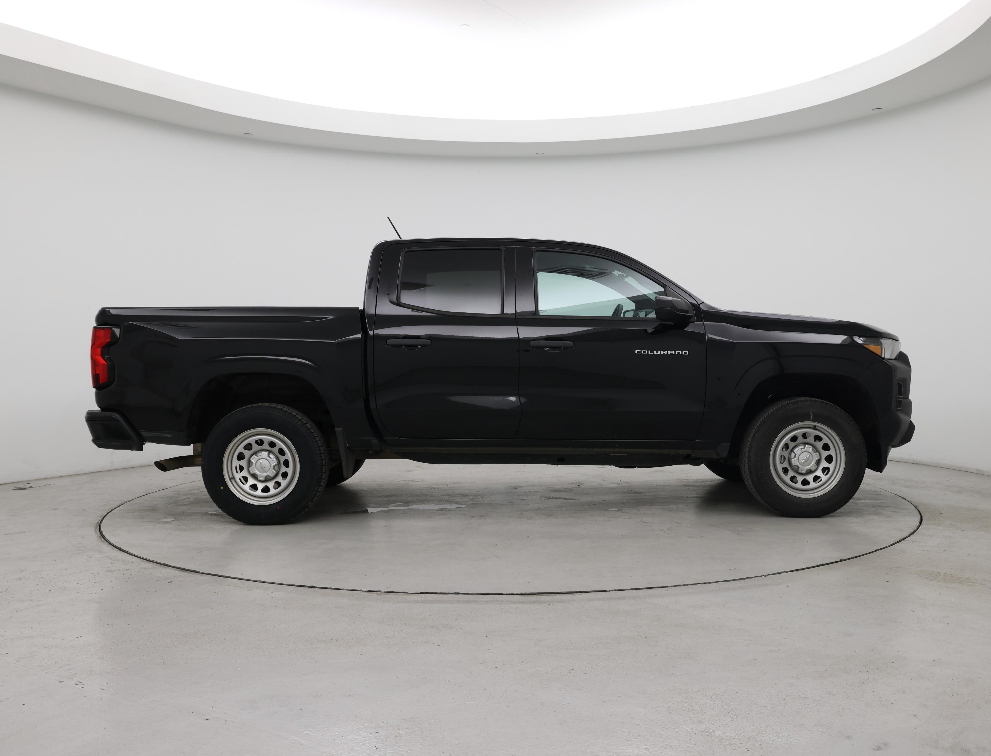 Thumbnail: 2023 Chevrolet Colorado - 7