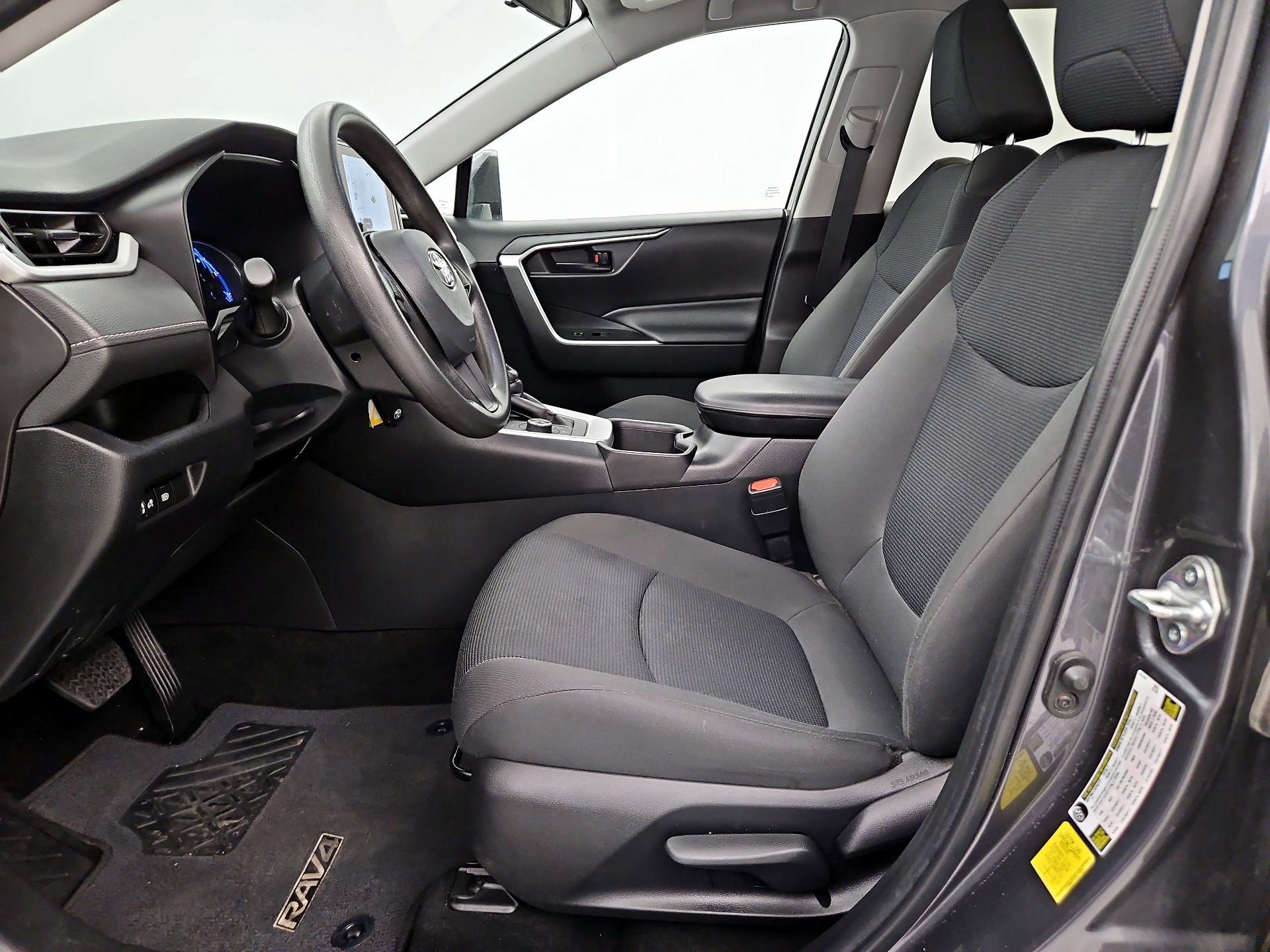 Thumbnail: 2024 Toyota RAV4 - 11