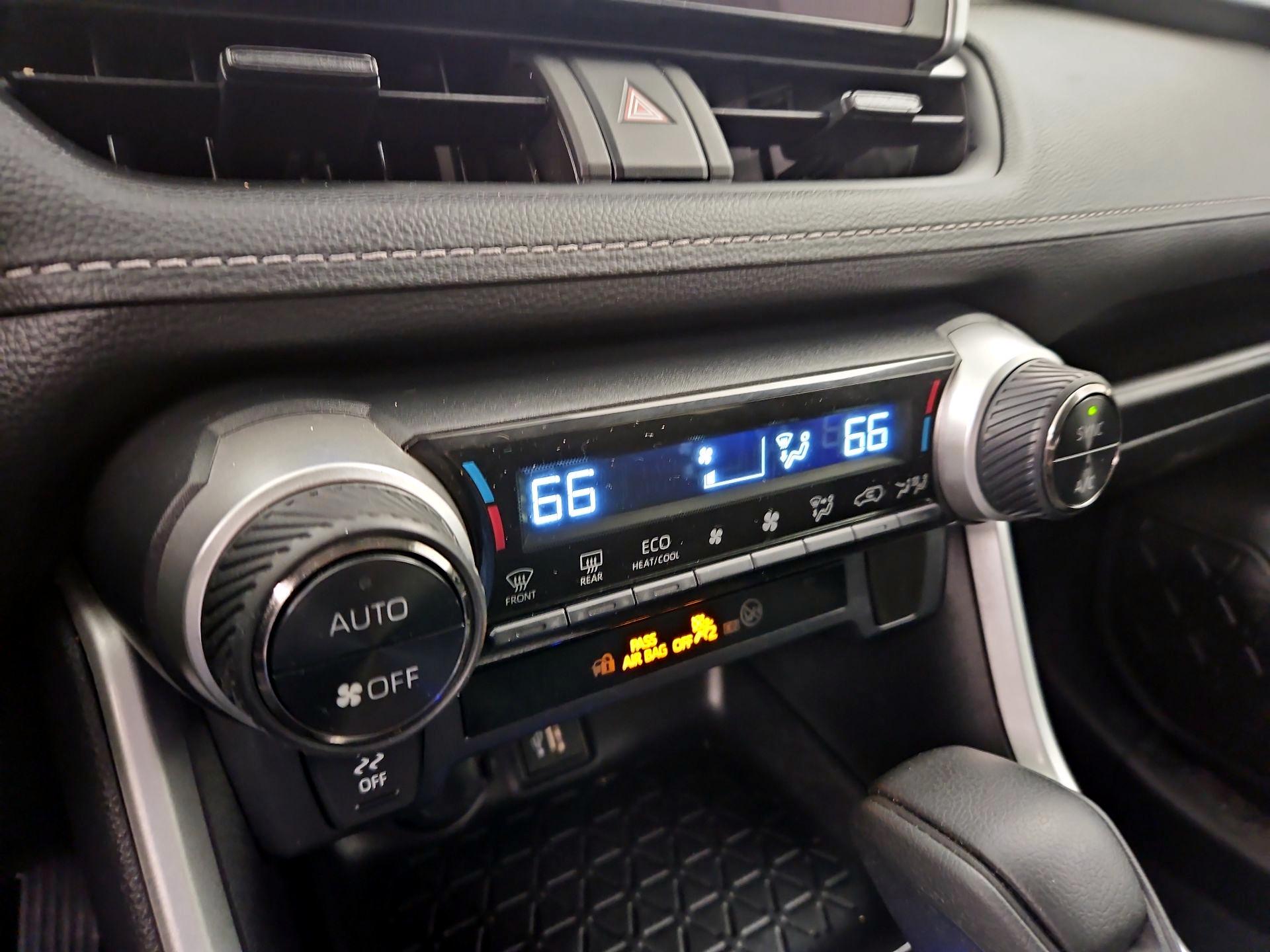 Thumbnail: 2024 Toyota RAV4 - 16