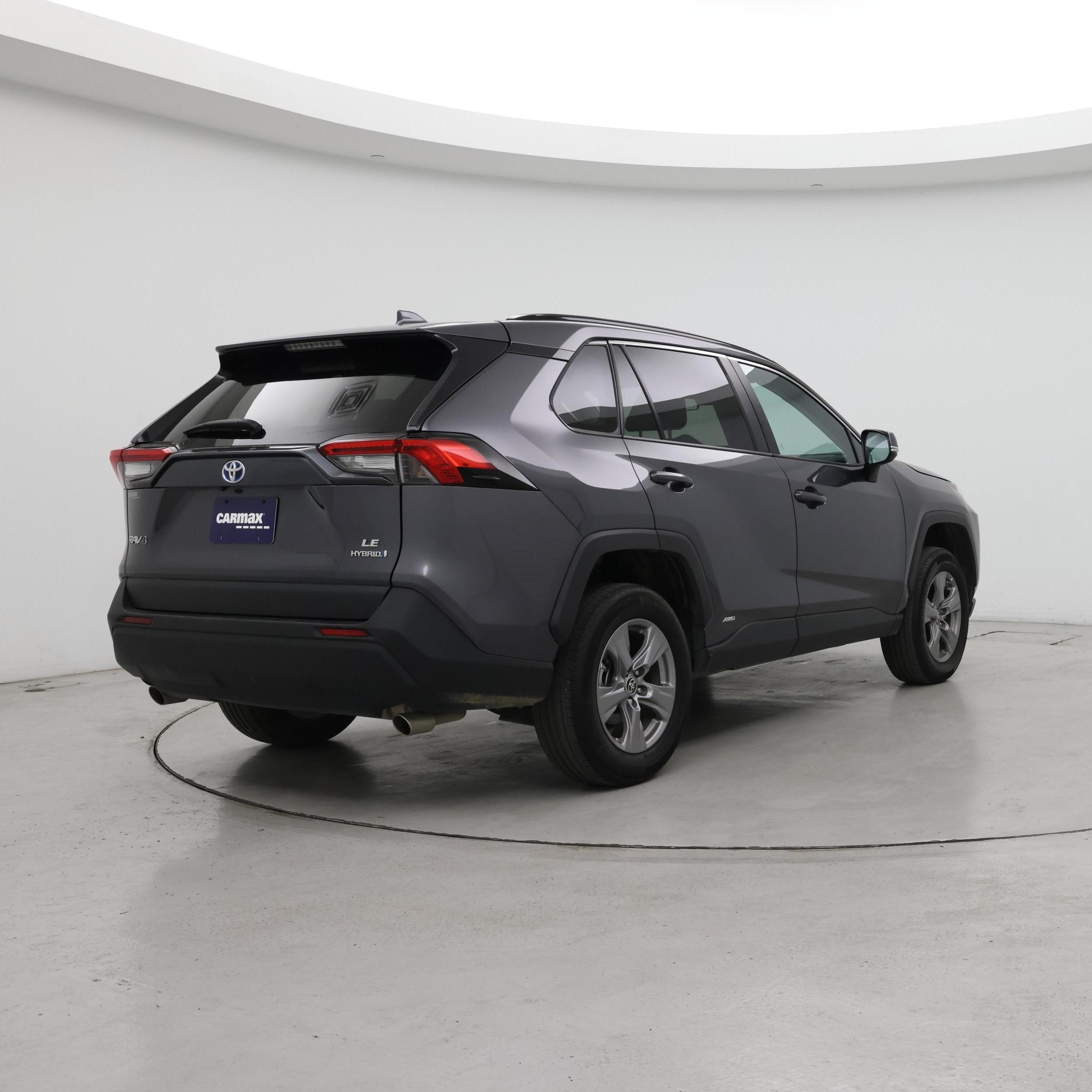 Thumbnail: 2024 Toyota RAV4 - 8