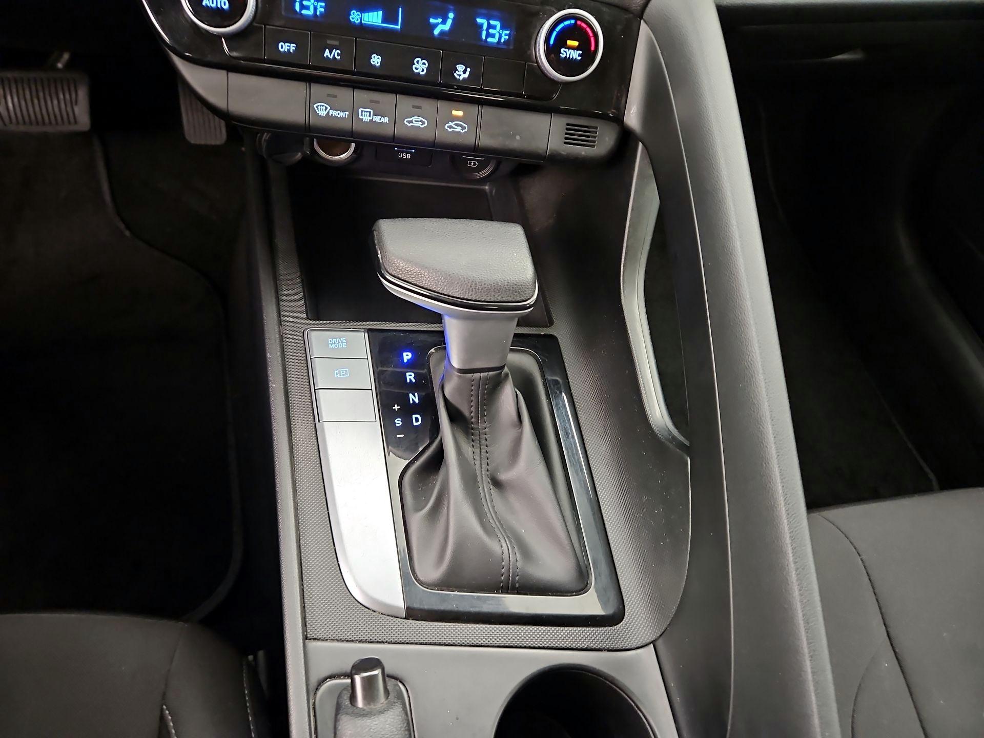 Thumbnail: 2023 Hyundai Elantra - 17