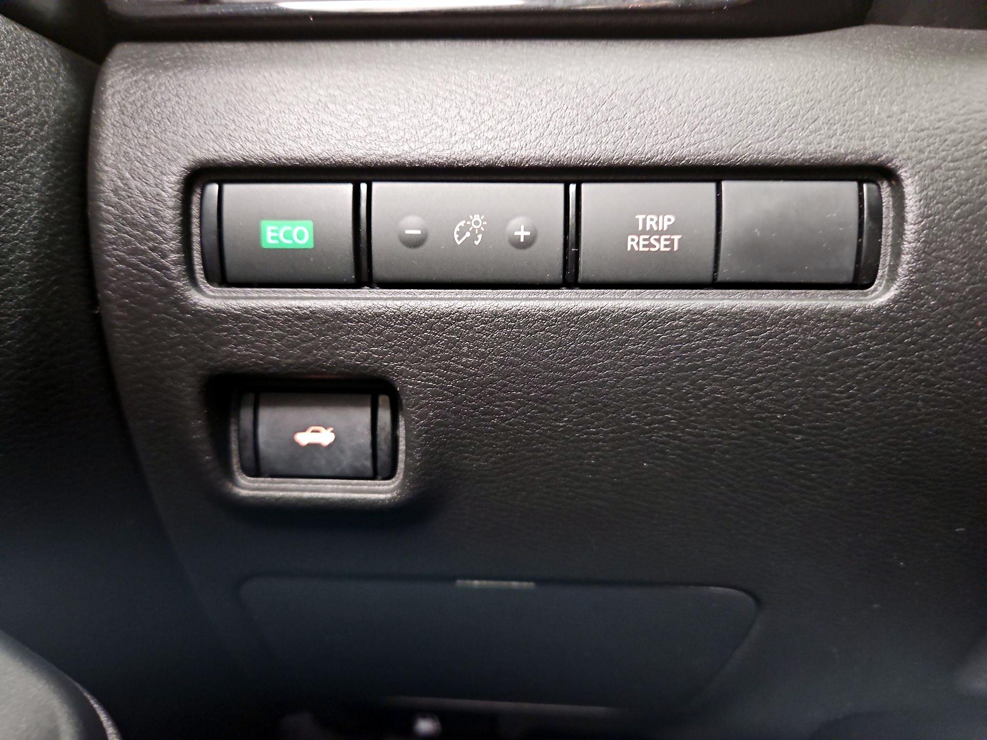 Thumbnail: 2023 Nissan Sentra - 13