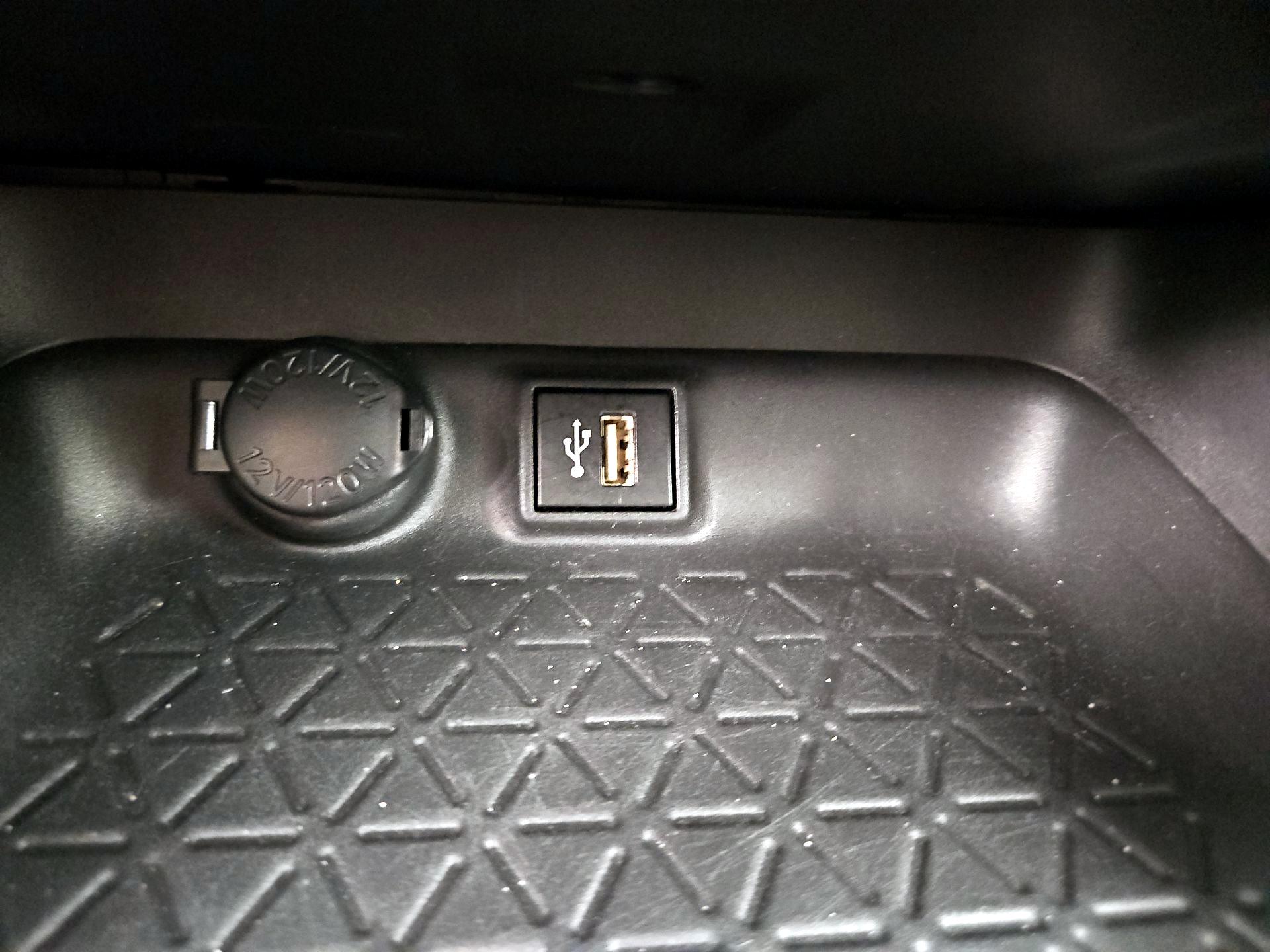 Thumbnail: 2024 Toyota RAV4 - 18