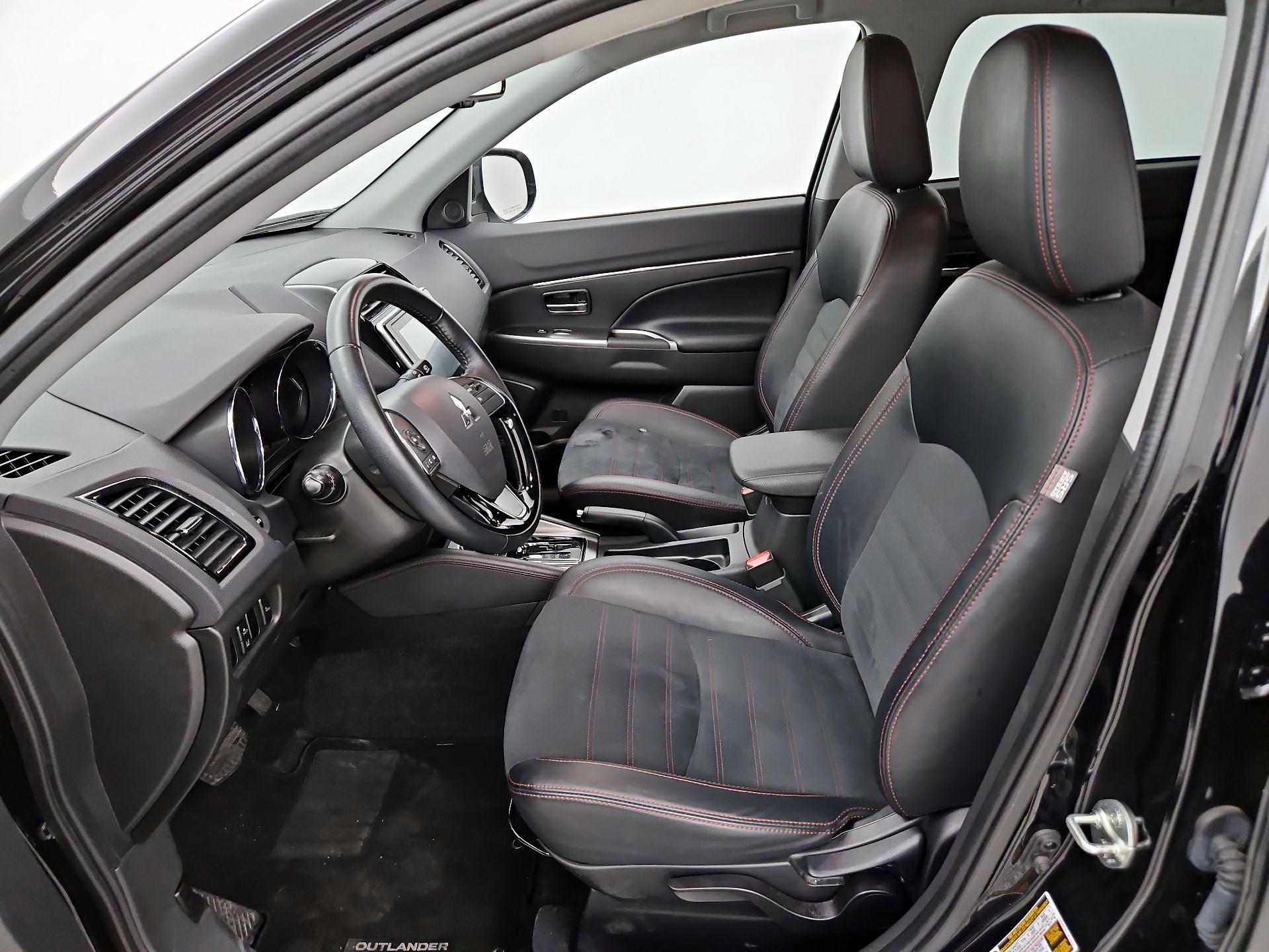 Thumbnail: 2024 Mitsubishi Outlander Sport - 11