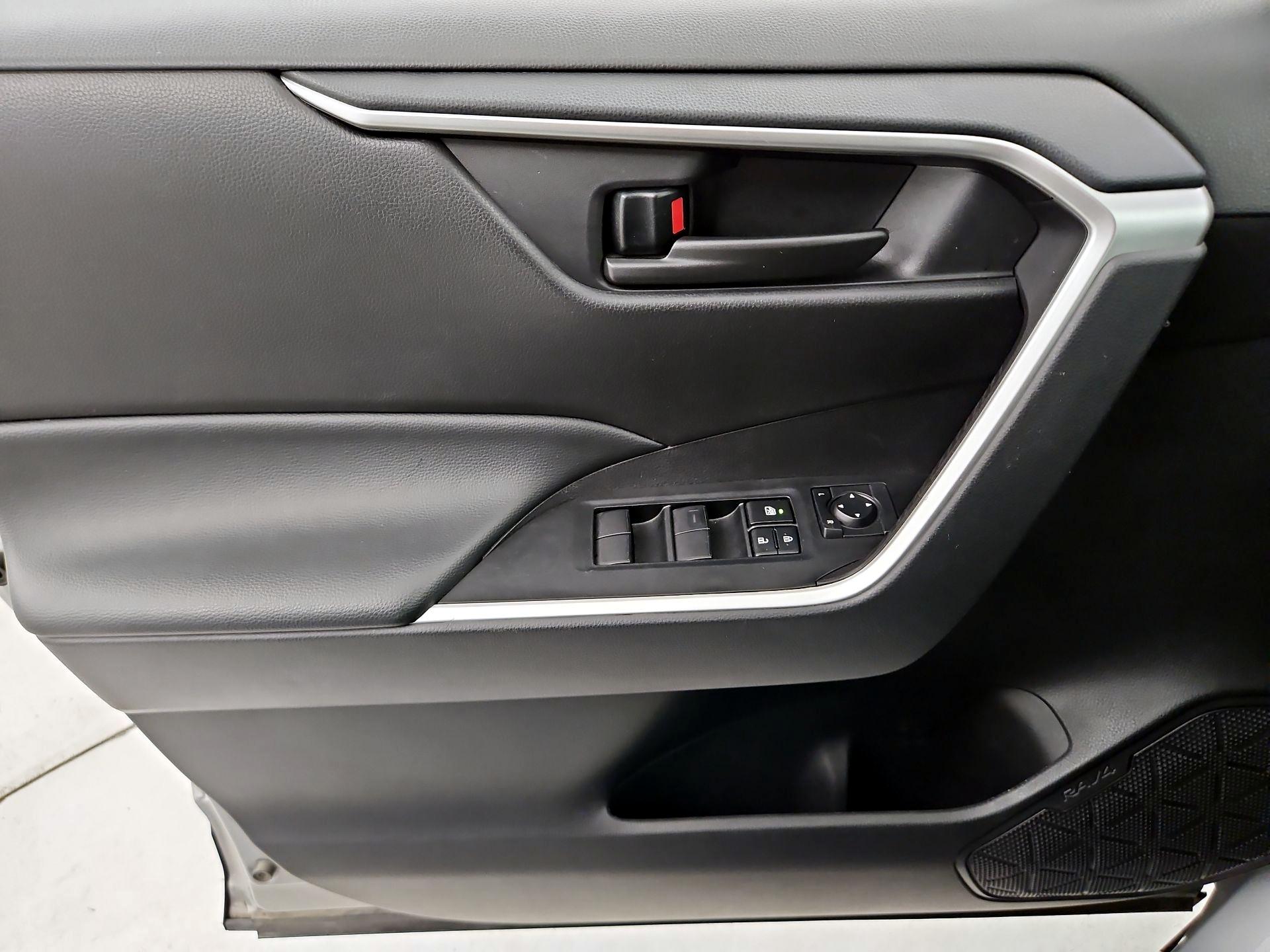 Thumbnail: 2024 Toyota RAV4 - 12