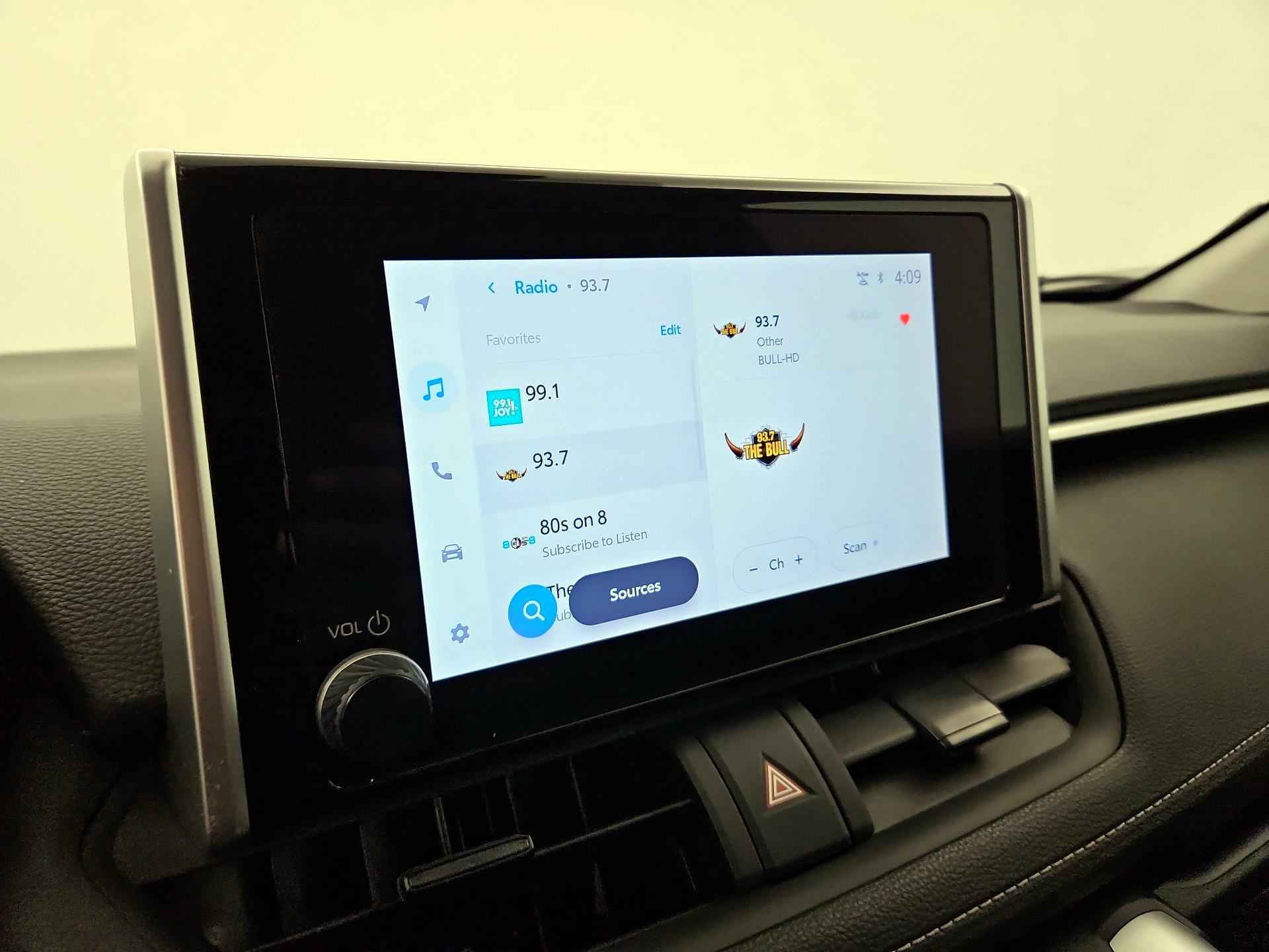 Thumbnail: 2024 Toyota RAV4 - 15