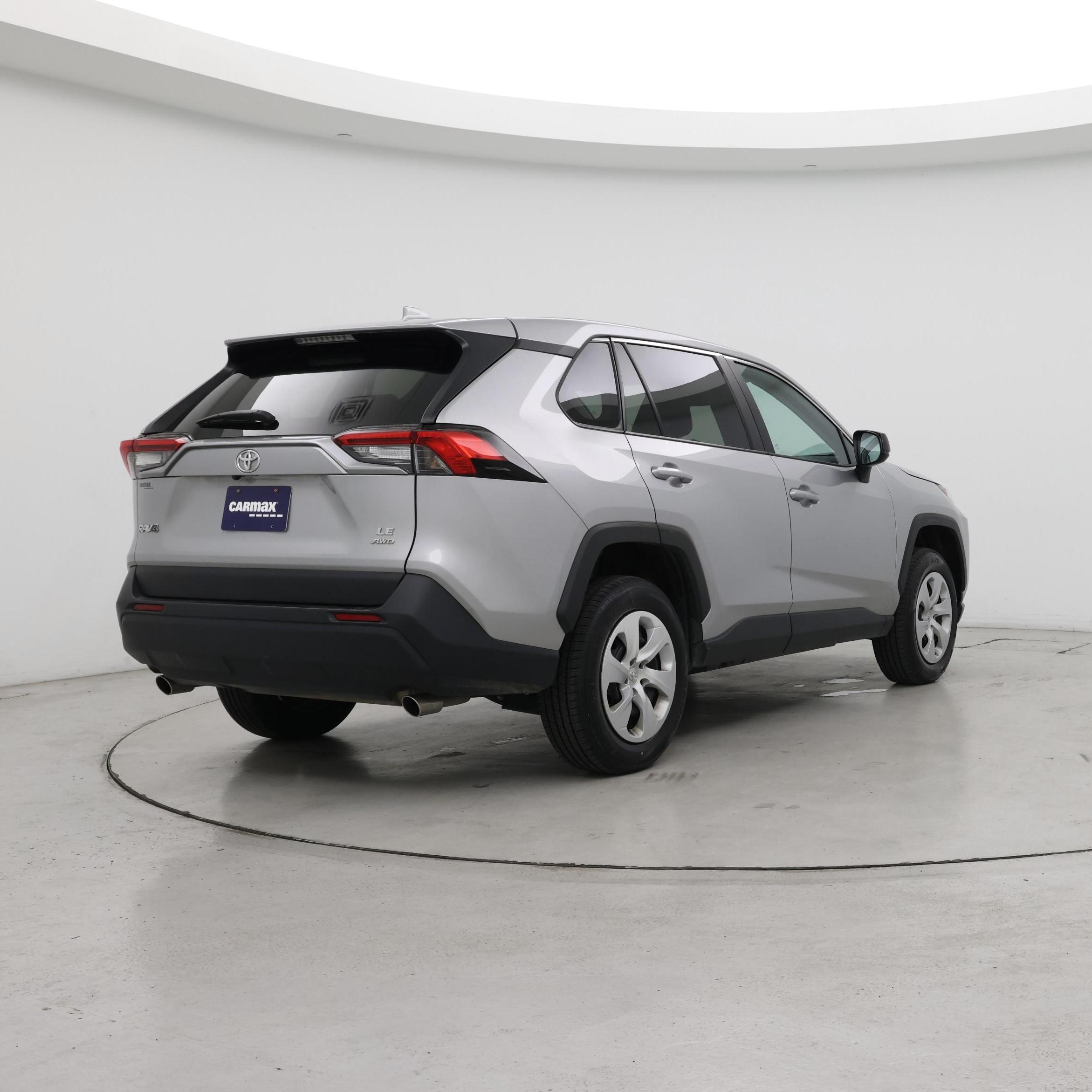 Thumbnail: 2024 Toyota RAV4 - 8