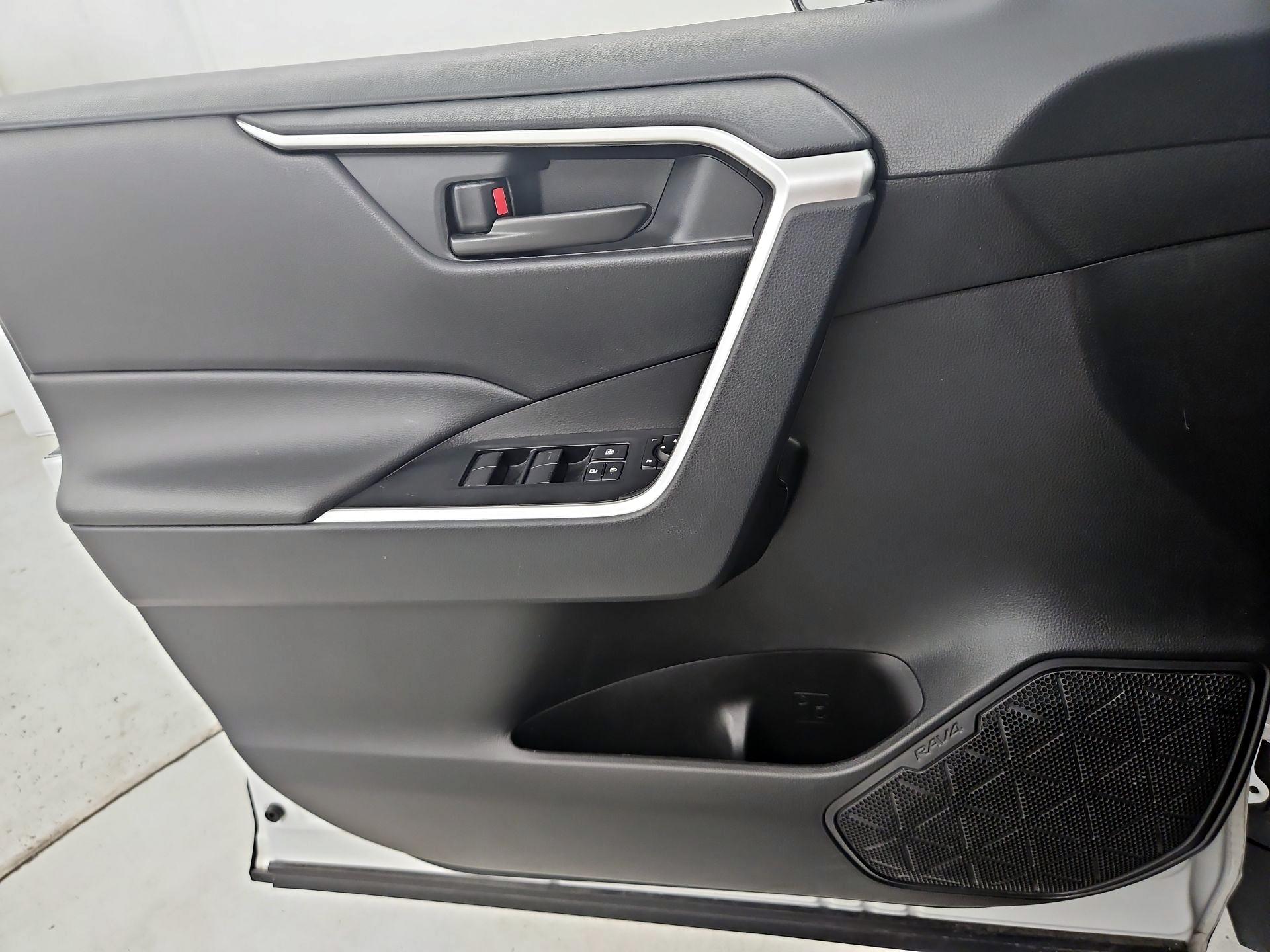 Thumbnail: 2024 Toyota RAV4 - 12