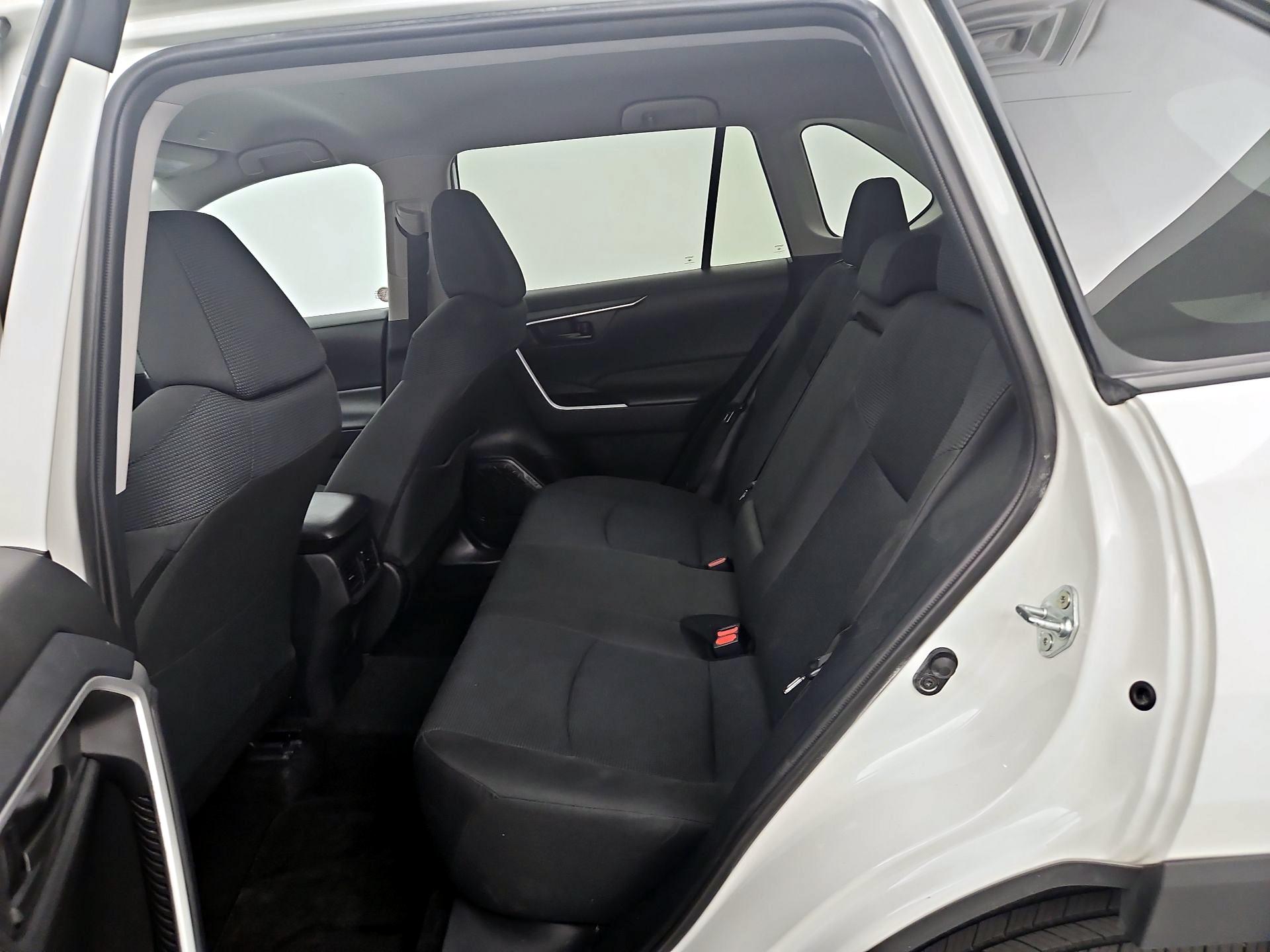 Thumbnail: 2024 Toyota RAV4 - 19