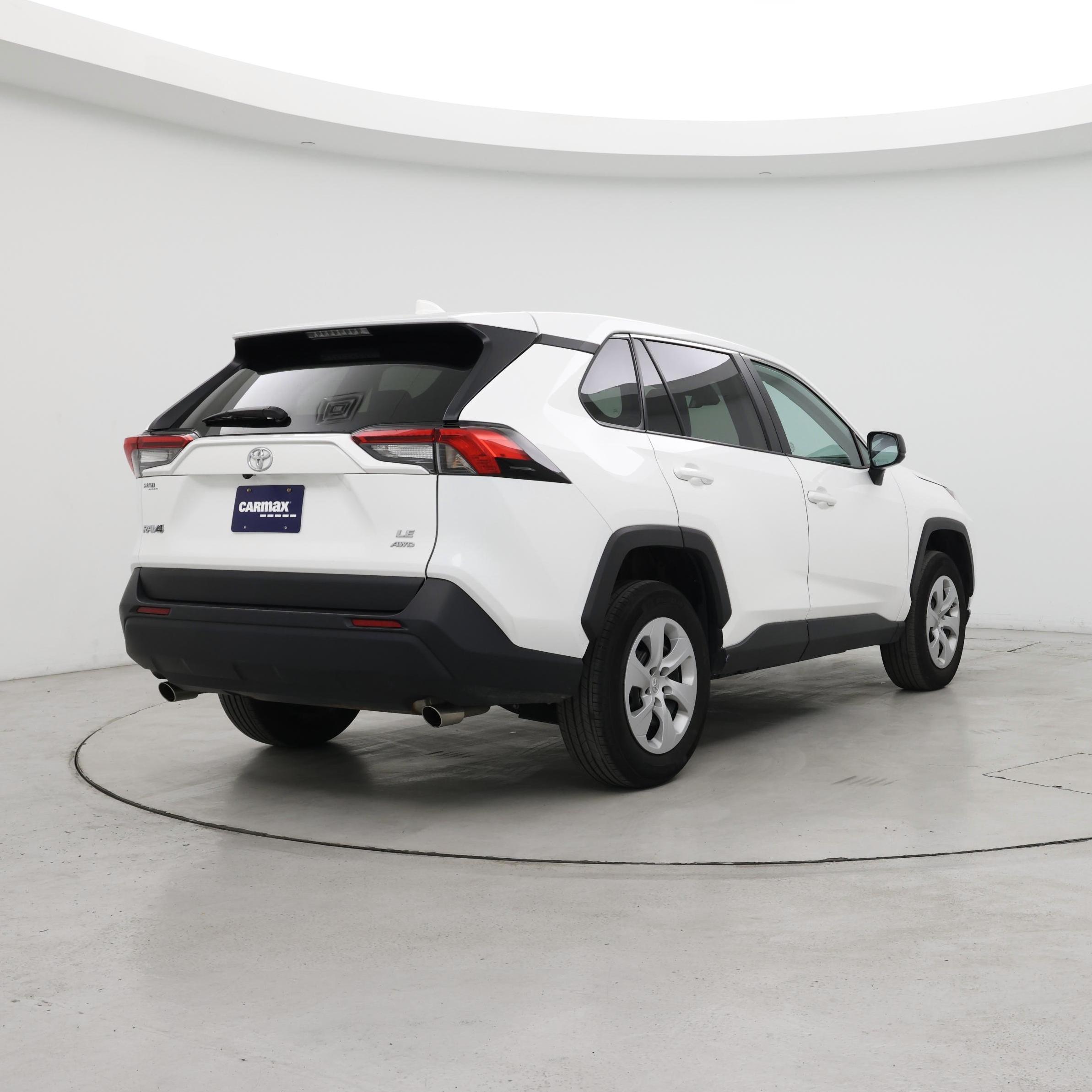 Thumbnail: 2024 Toyota RAV4 - 8