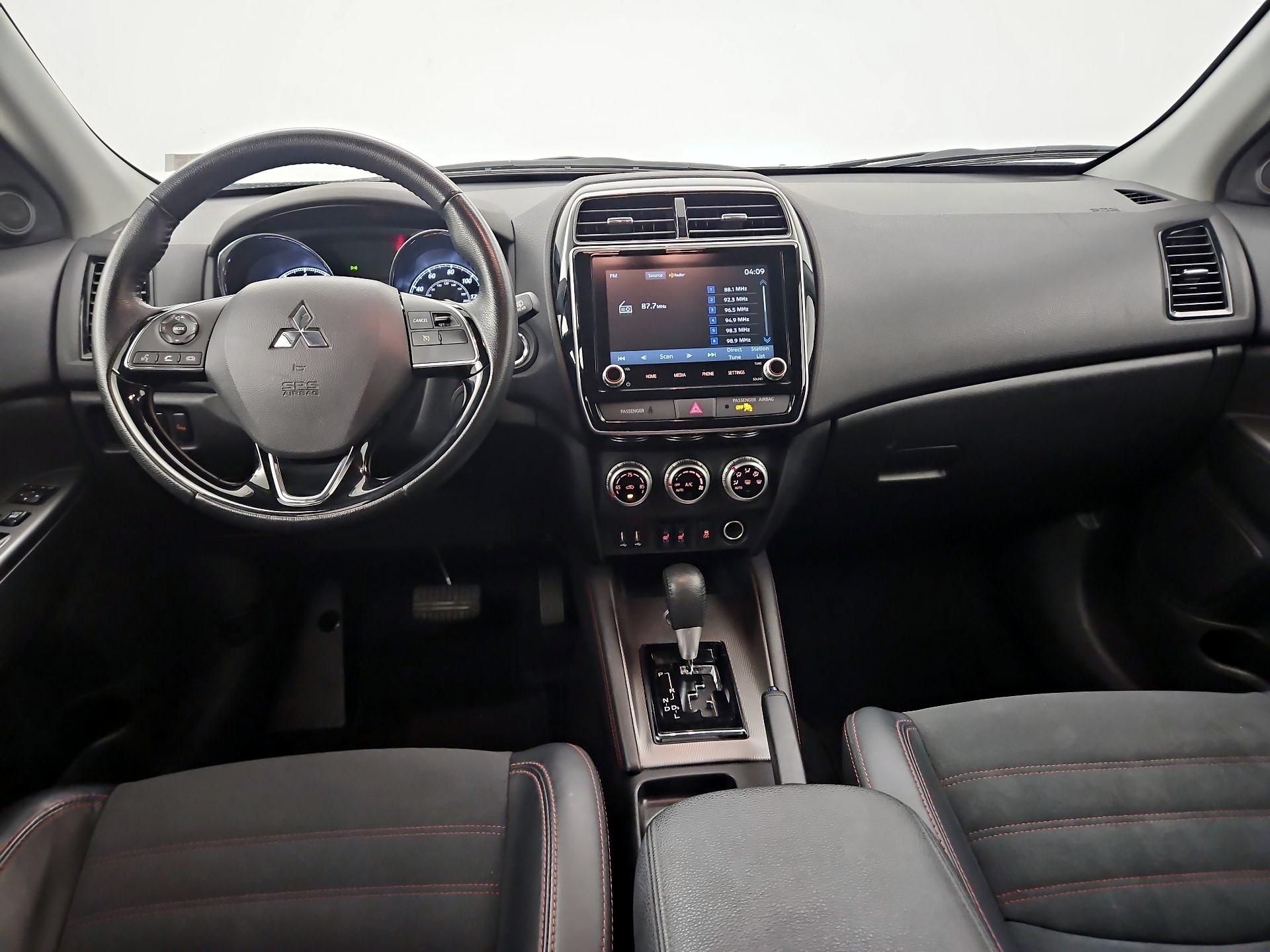 Thumbnail: 2024 Mitsubishi Outlander Sport - 9