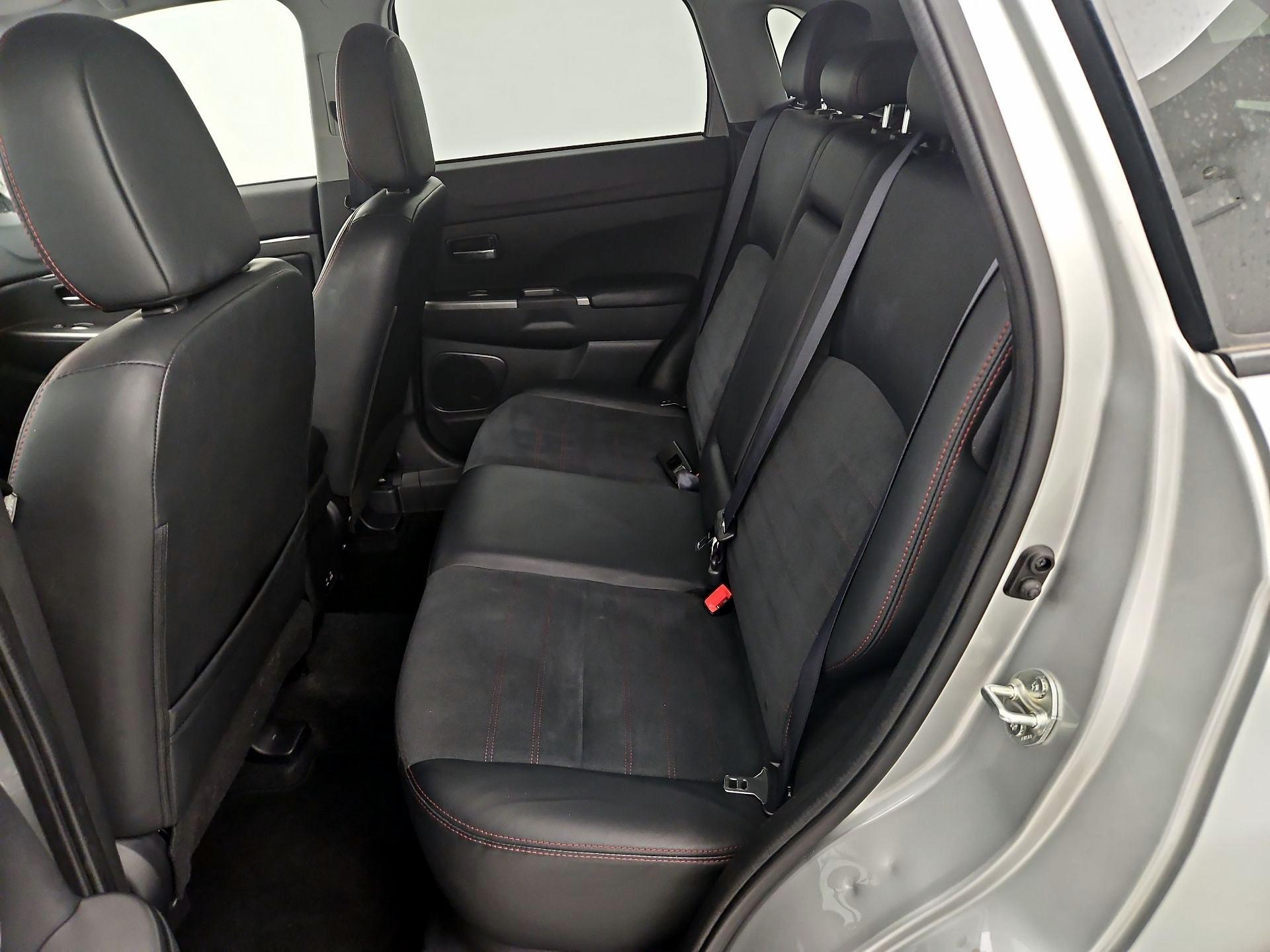 Thumbnail: 2024 Mitsubishi Outlander Sport - 19