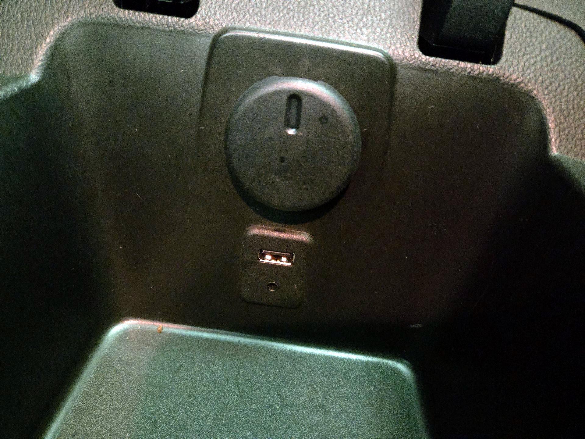 Thumbnail: 2015 Chevrolet Camaro - 18