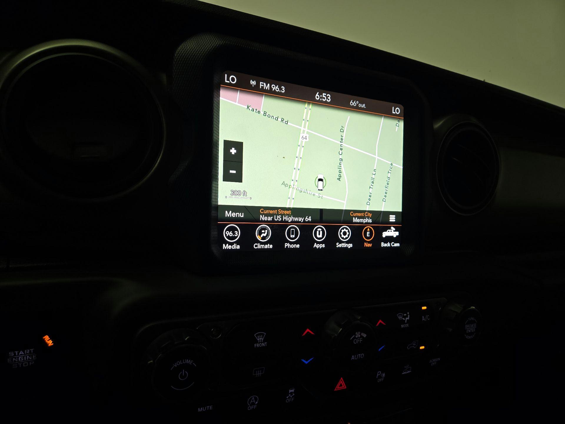 Thumbnail: 2021 Jeep Gladiator - 14